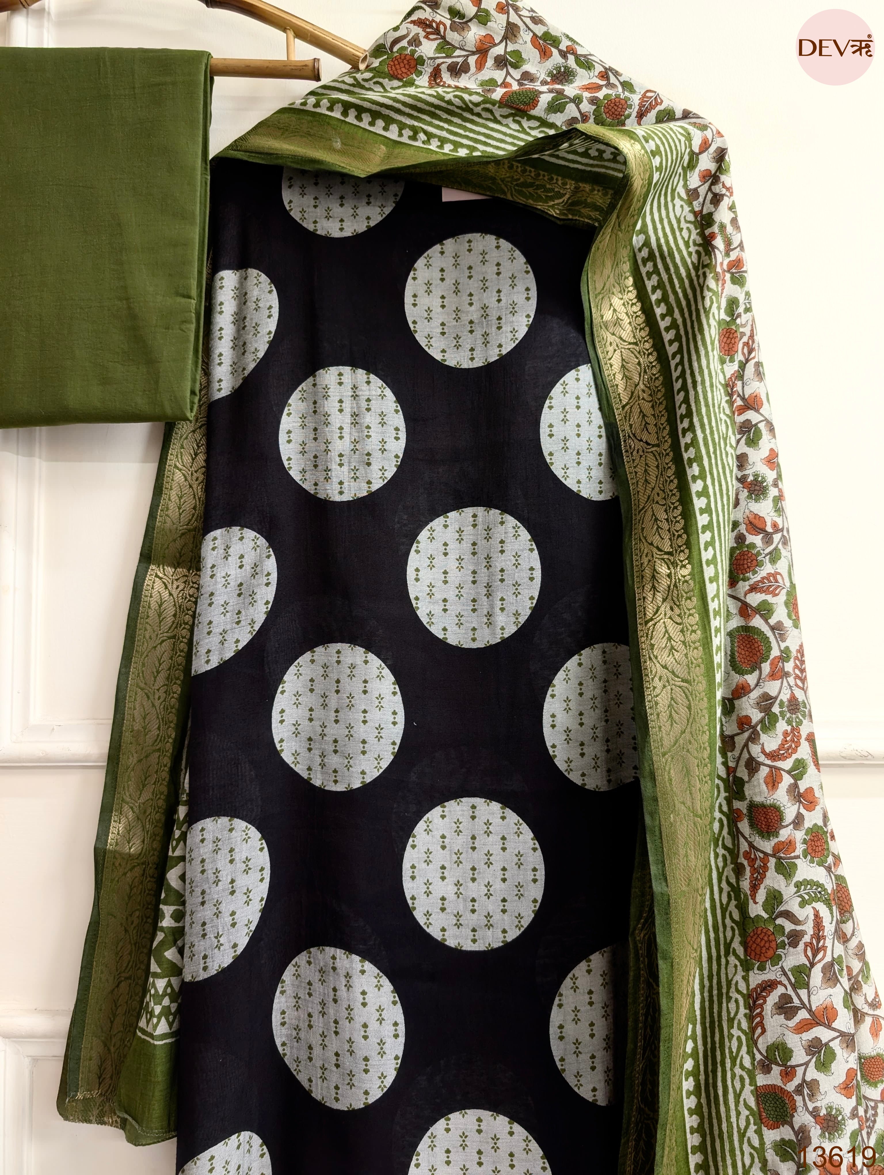 Black Maheshwari Silk Printed Unstitched 3-Piece Suit (Devri – D.No 13619)