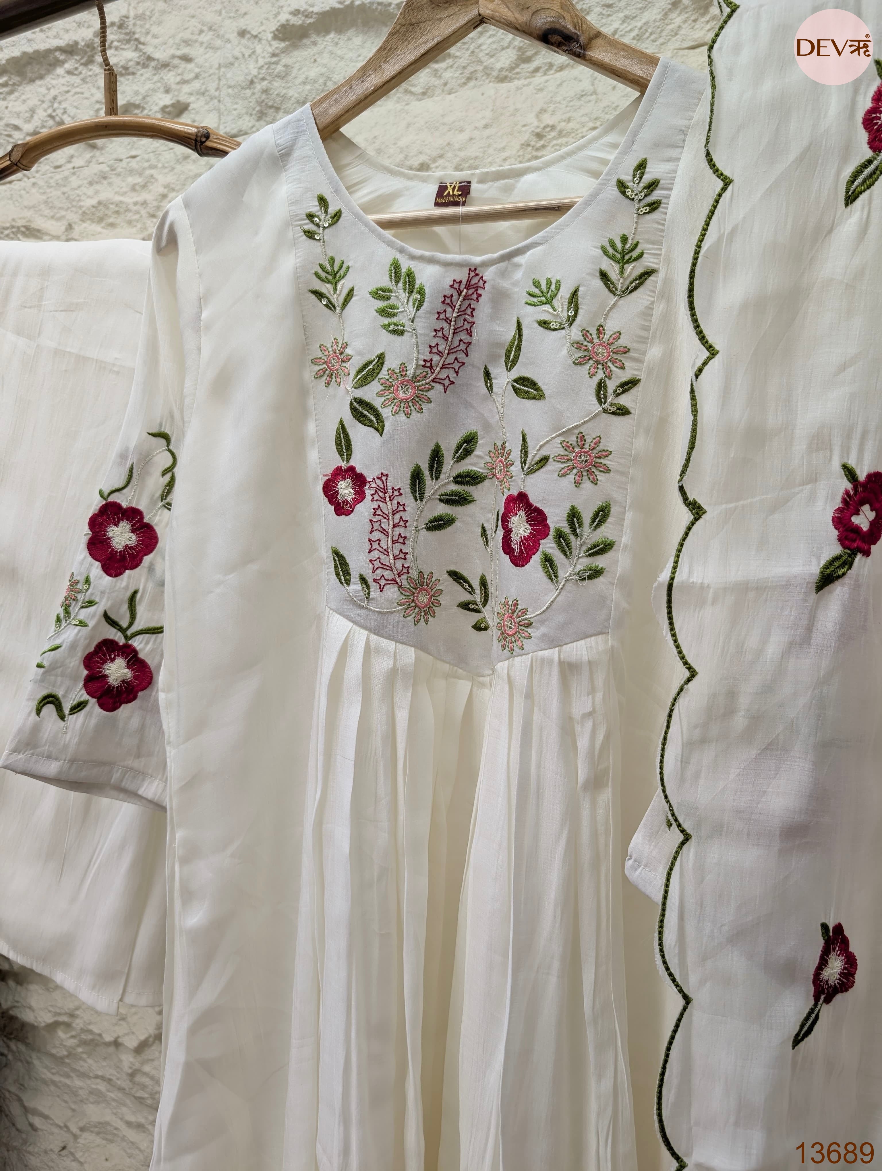Gulnaar Mul Chanderi Embroidered Off-White 3-Piece Set (Devri – D.No 13689)