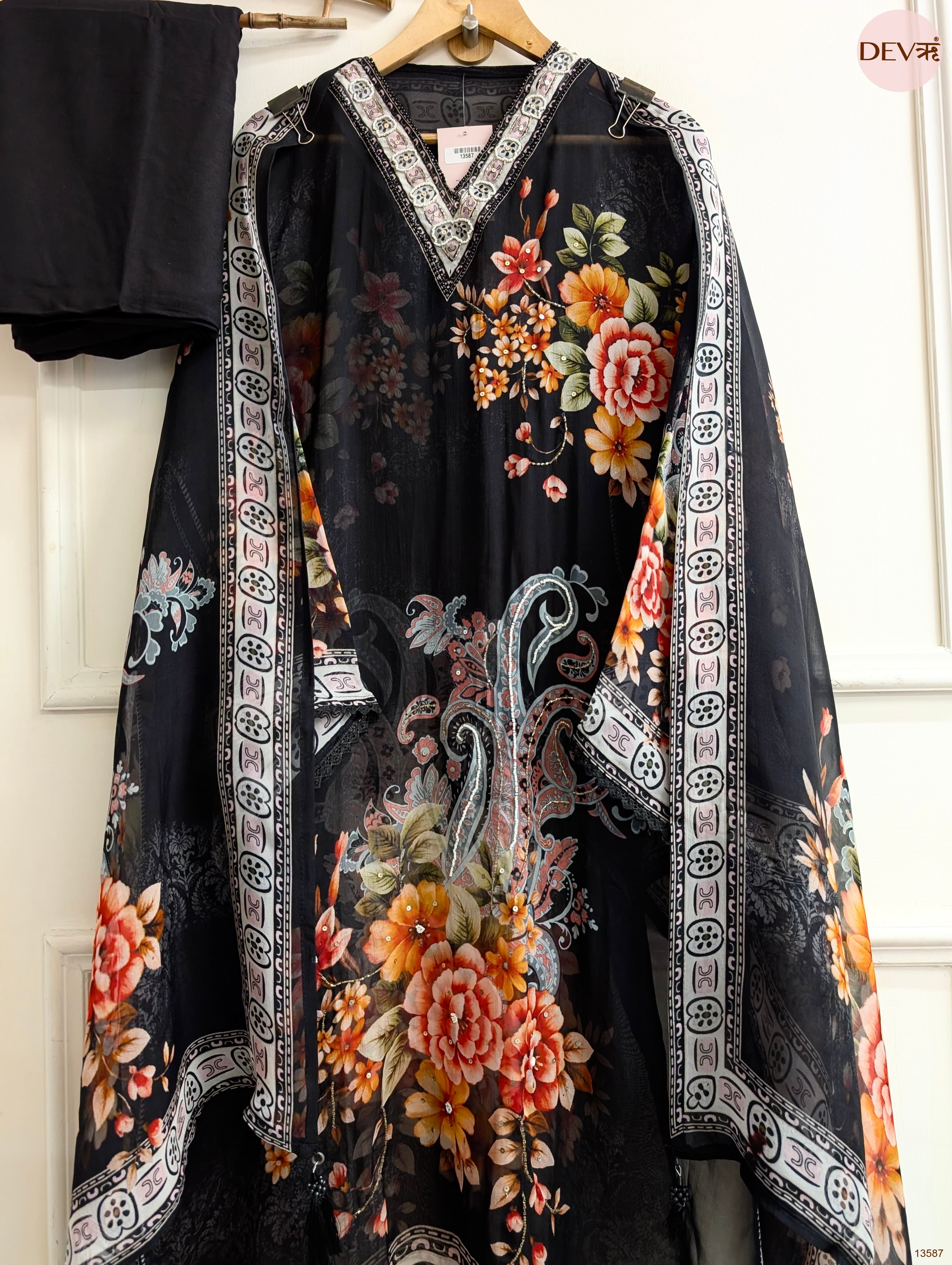 Black Organza Printed Unstitched 3-Piece Suit (Devri – D.No 13587)