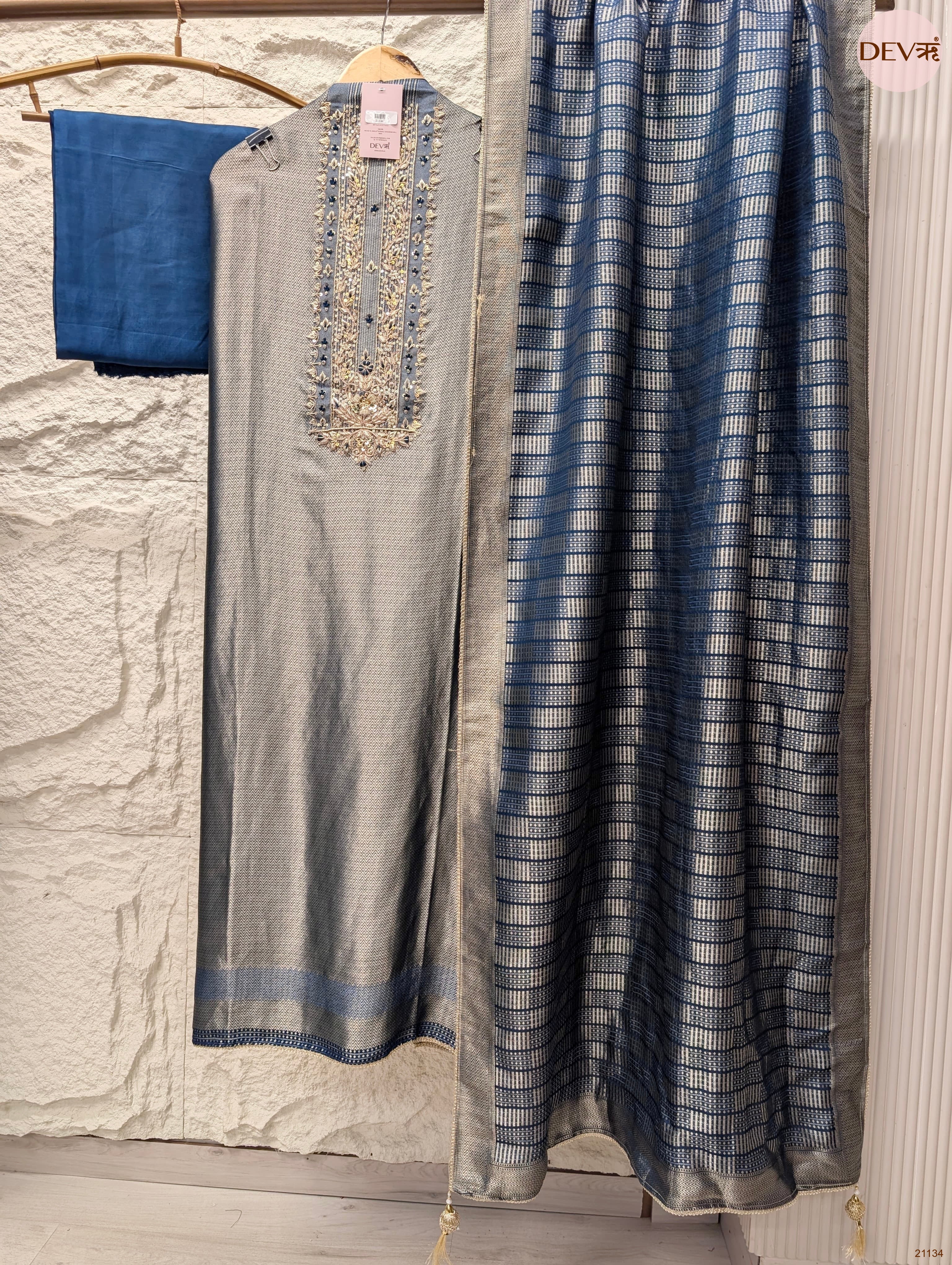 Blue Pure Giraffe Banarasi Silk Embroidered Unstitched 3-Piece Suit (Devri – D.No 21134)