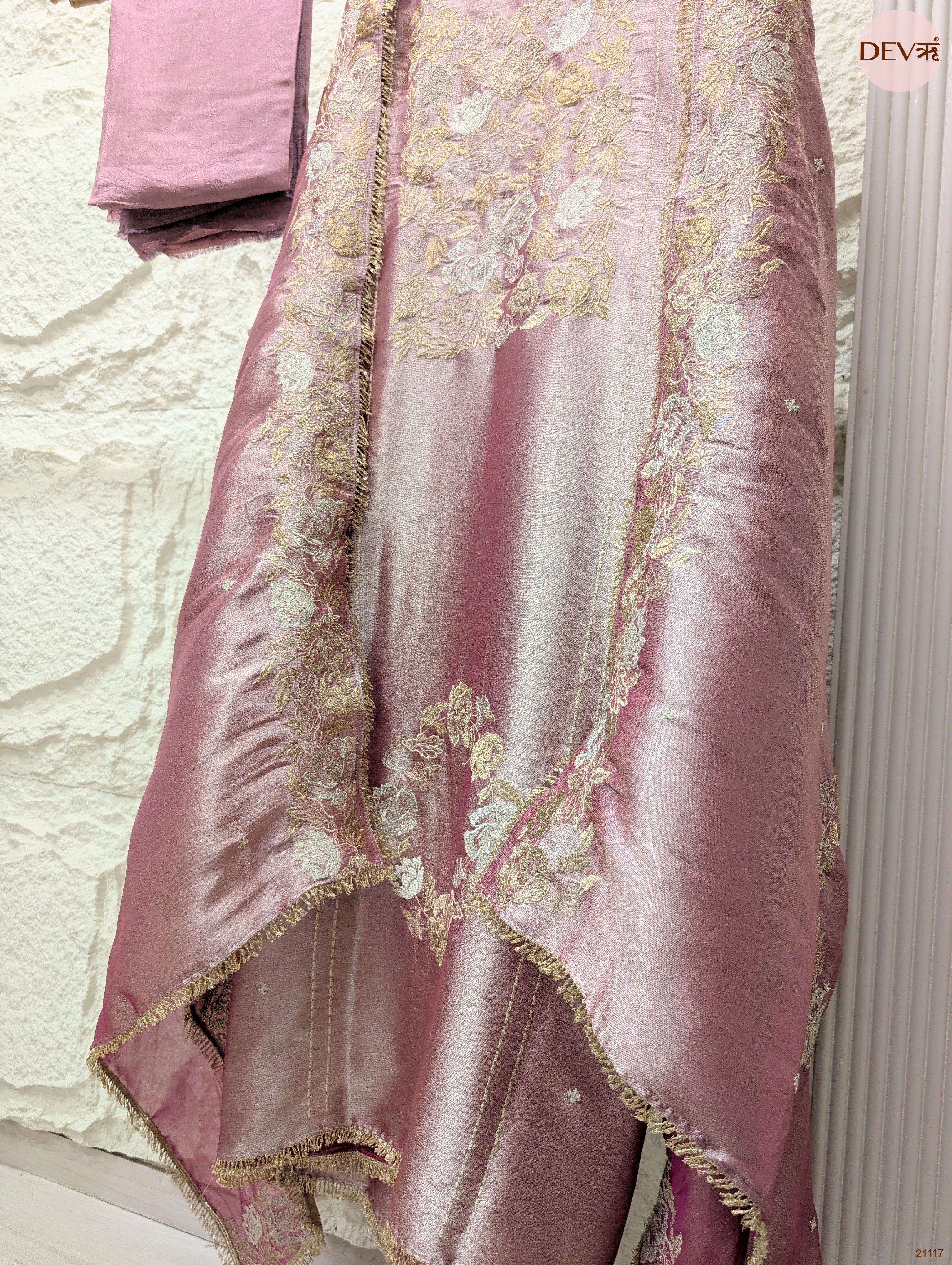 Pink Pure Giraffe Silk Embroidered Unstitched 3-Piece Suit (Devri – D.No 21117)