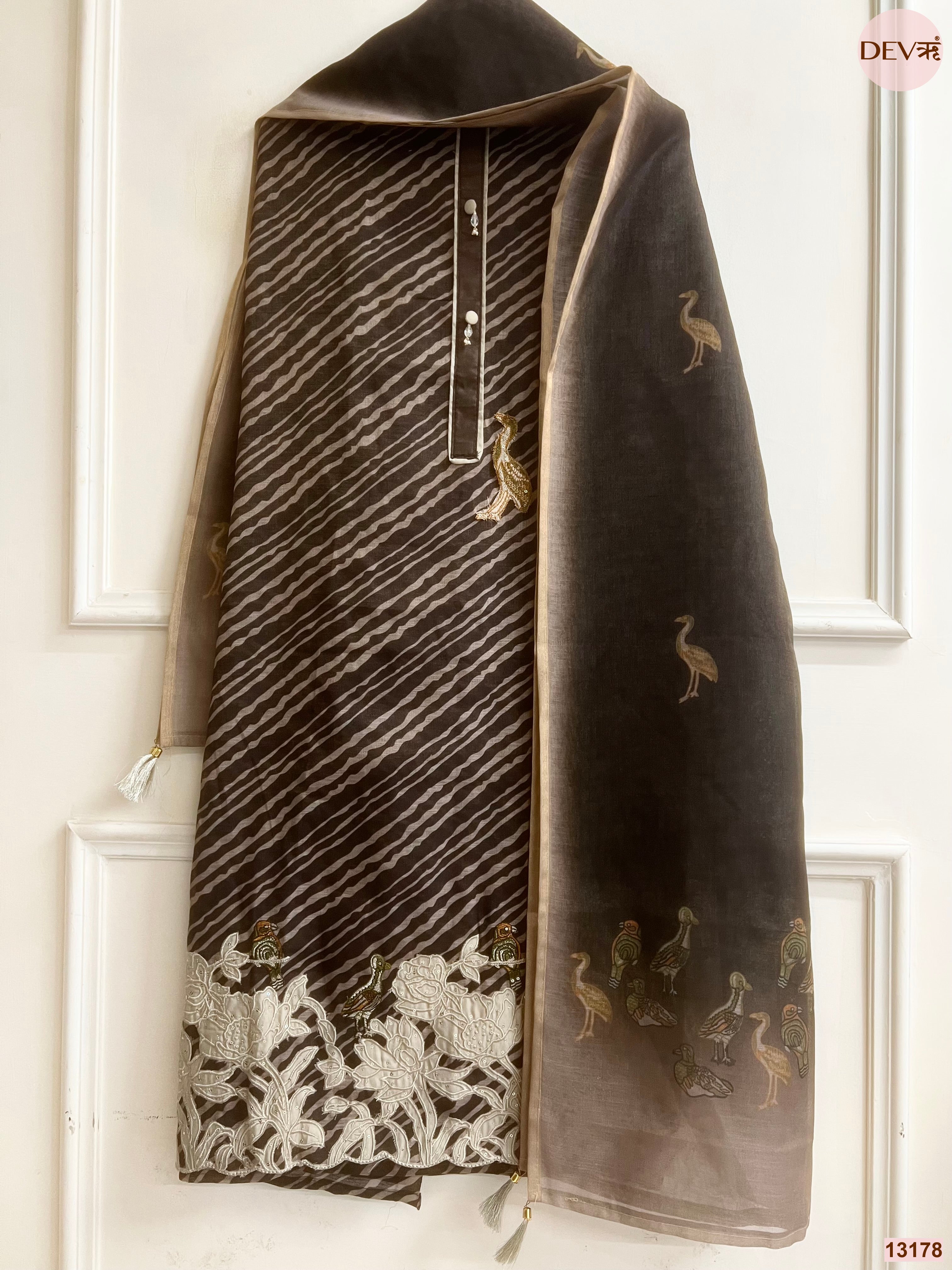 Black Linen Cotton Printed Unstitched 3-Piece Suit (Devri – D.No 13178)