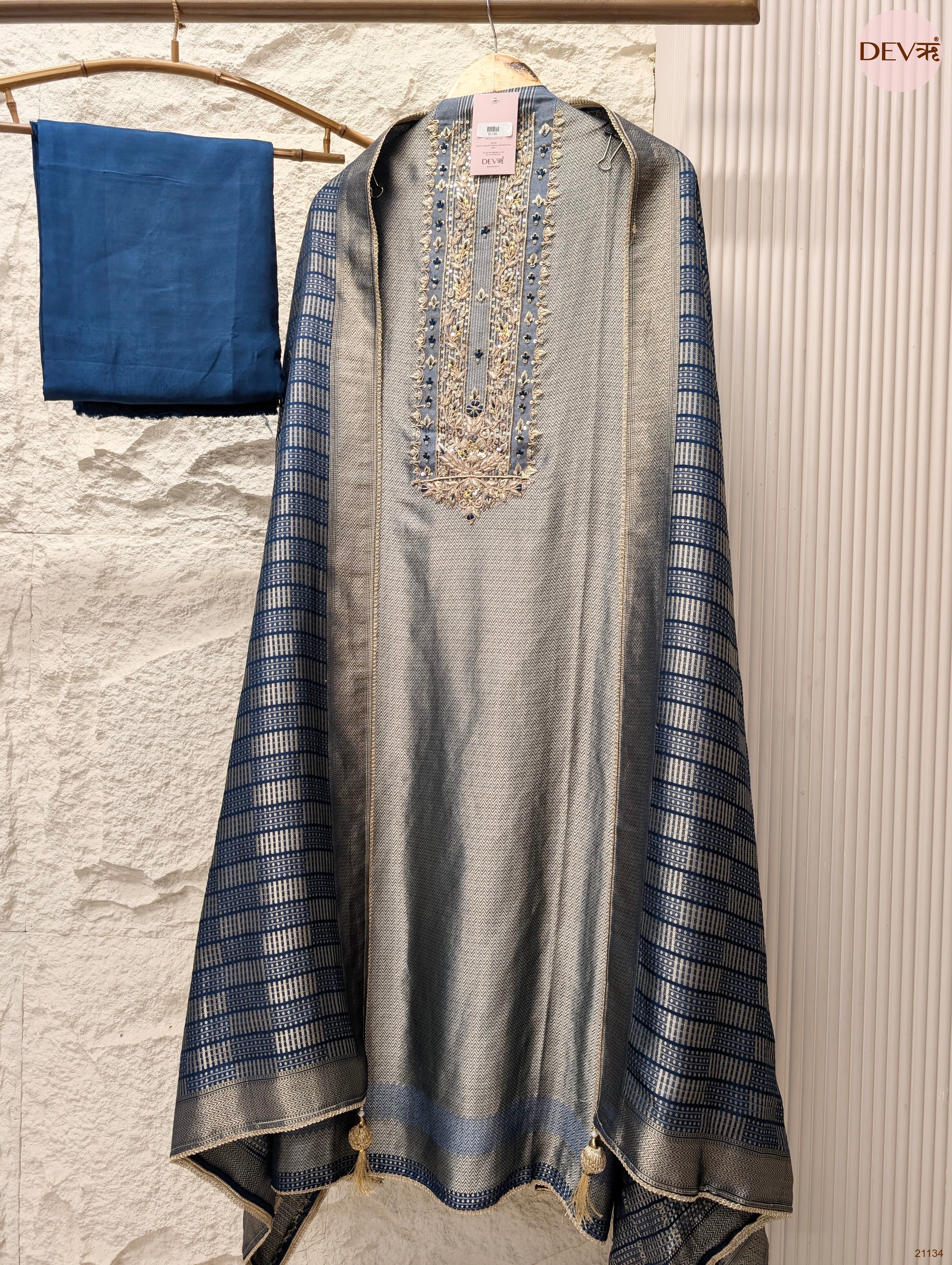 Blue Pure Giraffe Banarasi Silk Embroidered Unstitched 3-Piece Suit (Devri – D.No 21134)