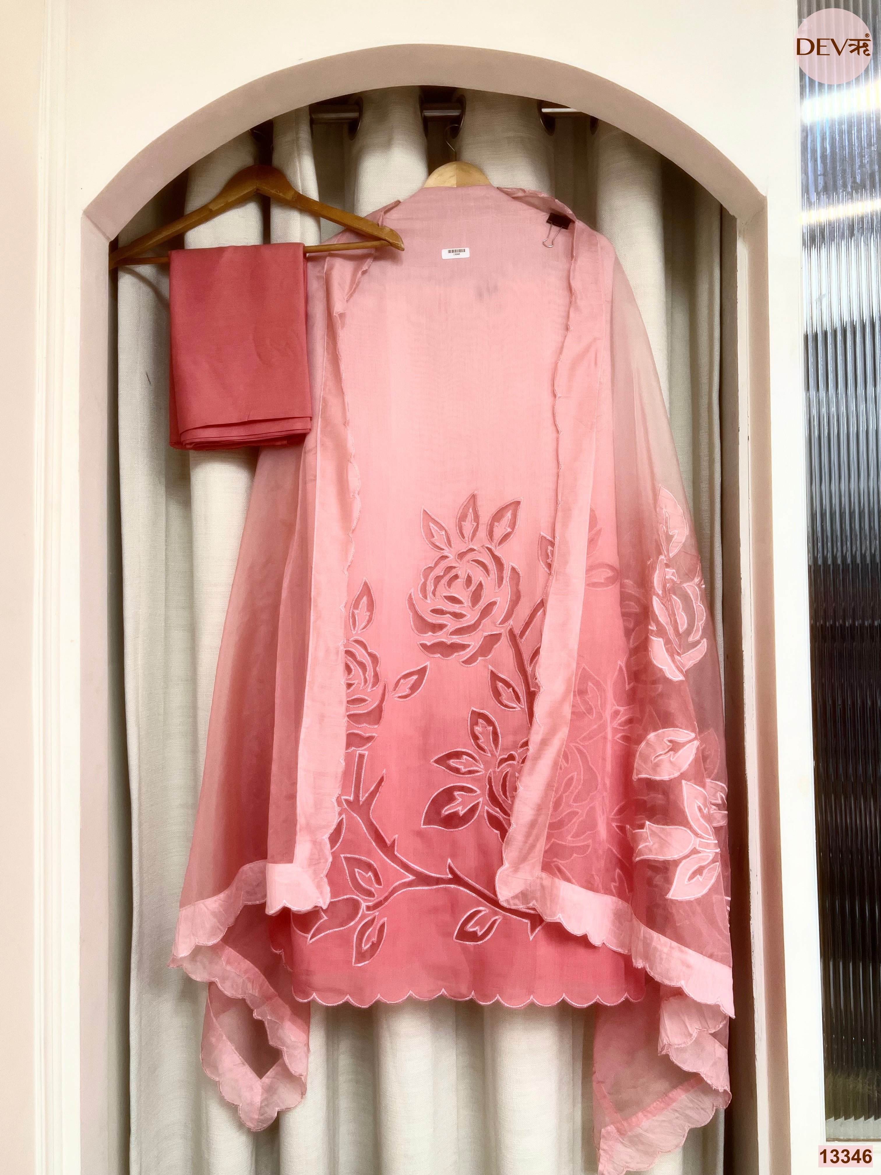 Pink Mul Chanderi Embroidered Unstitched 3-Piece Suit (Devri – D.No 13346)