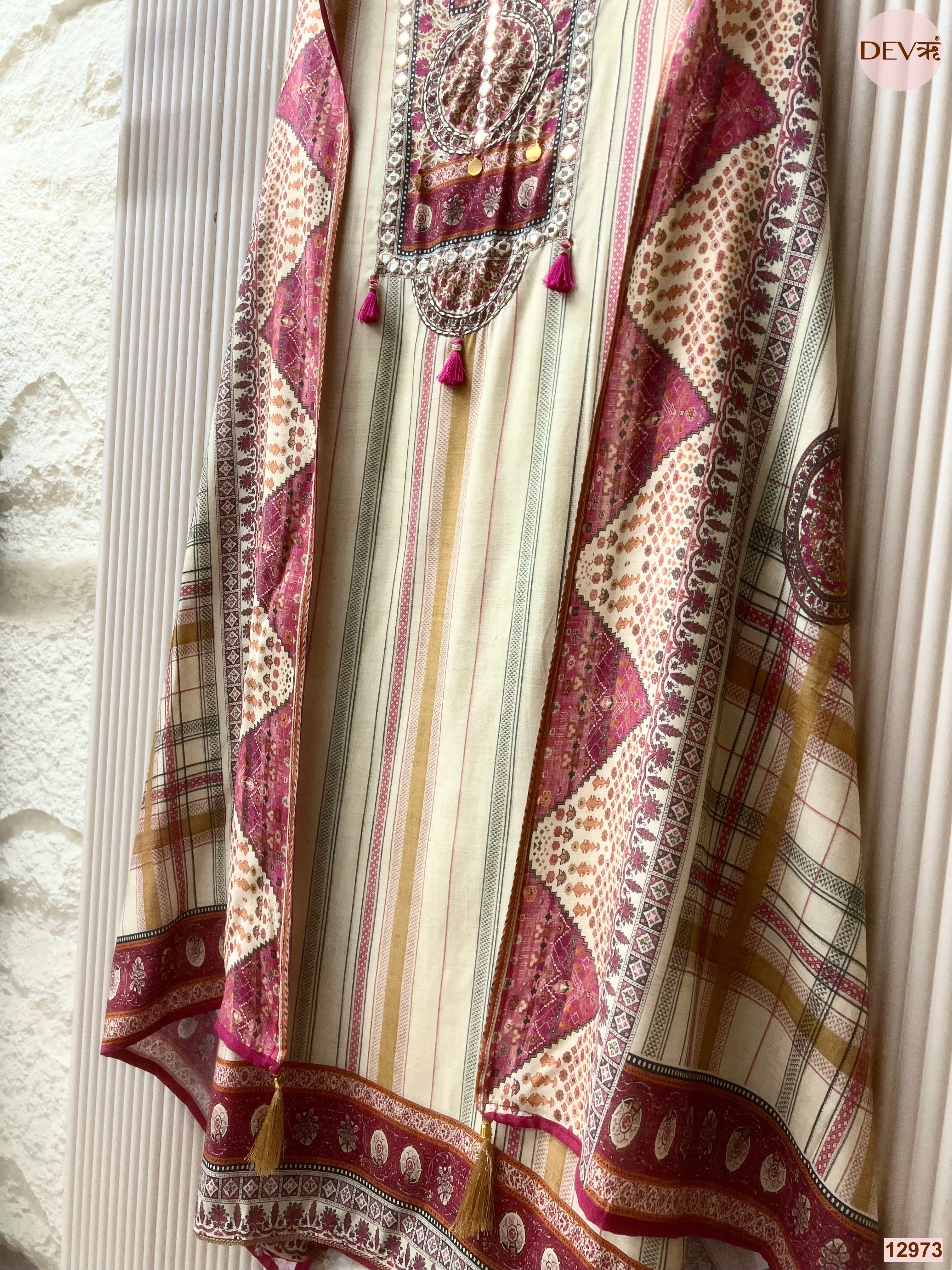 Cream Muslin Printed Unstitched 3-Piece Suit (Devri – D.No 12973)