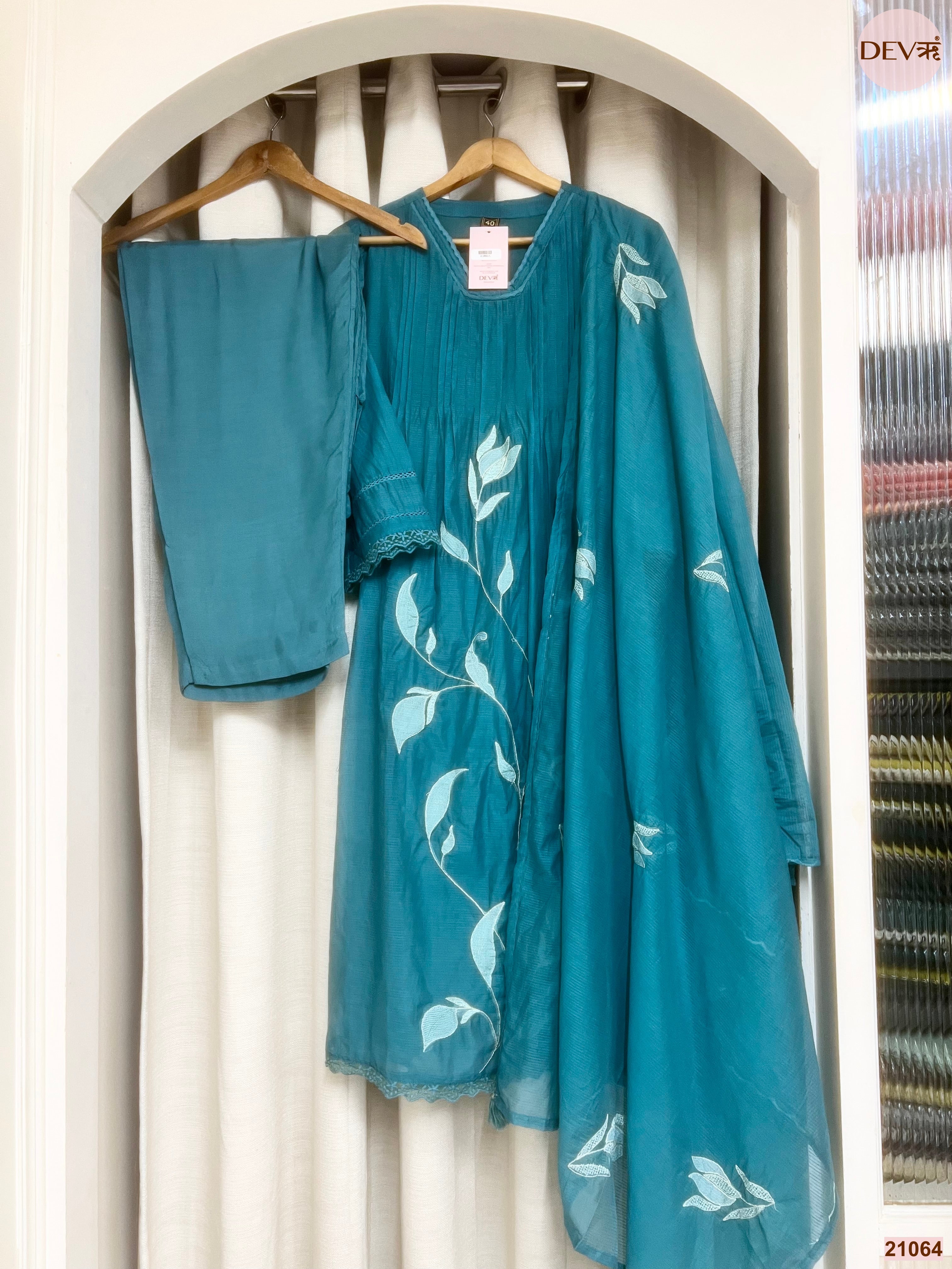 Neelambara Mul cotton Embroidered Teal 3-Piece Set (Devri – D.No 21064)