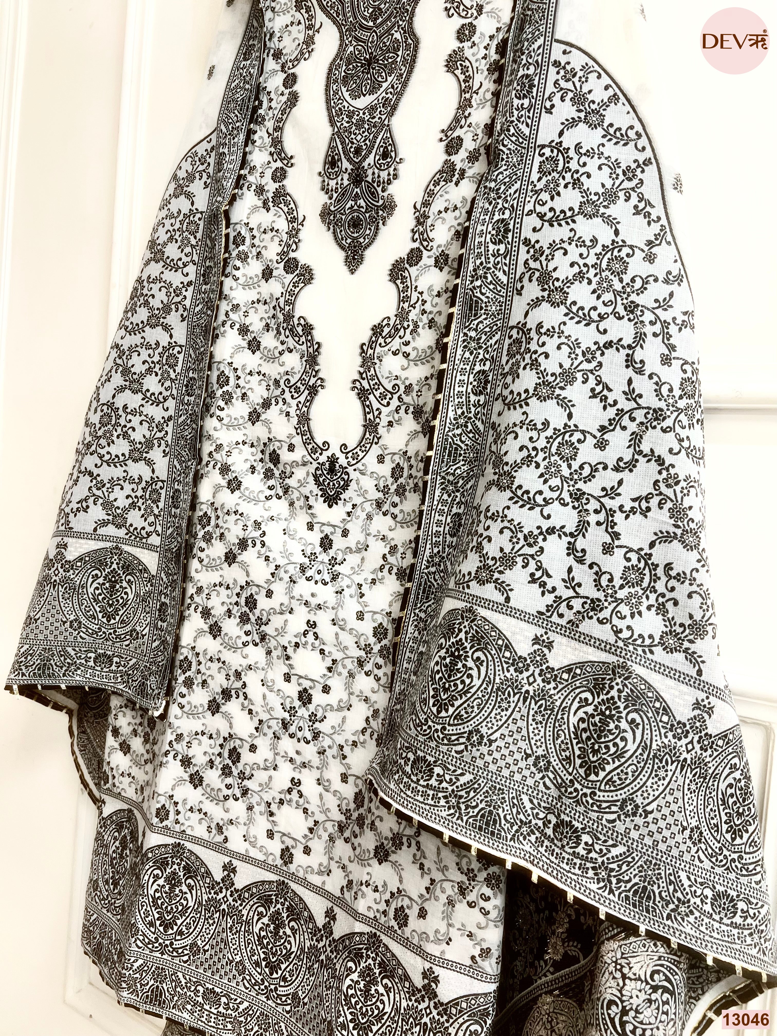 White Cotton Jamdani Printed Unstitched 3-Piece Suit (Devri – D.No 13046)
