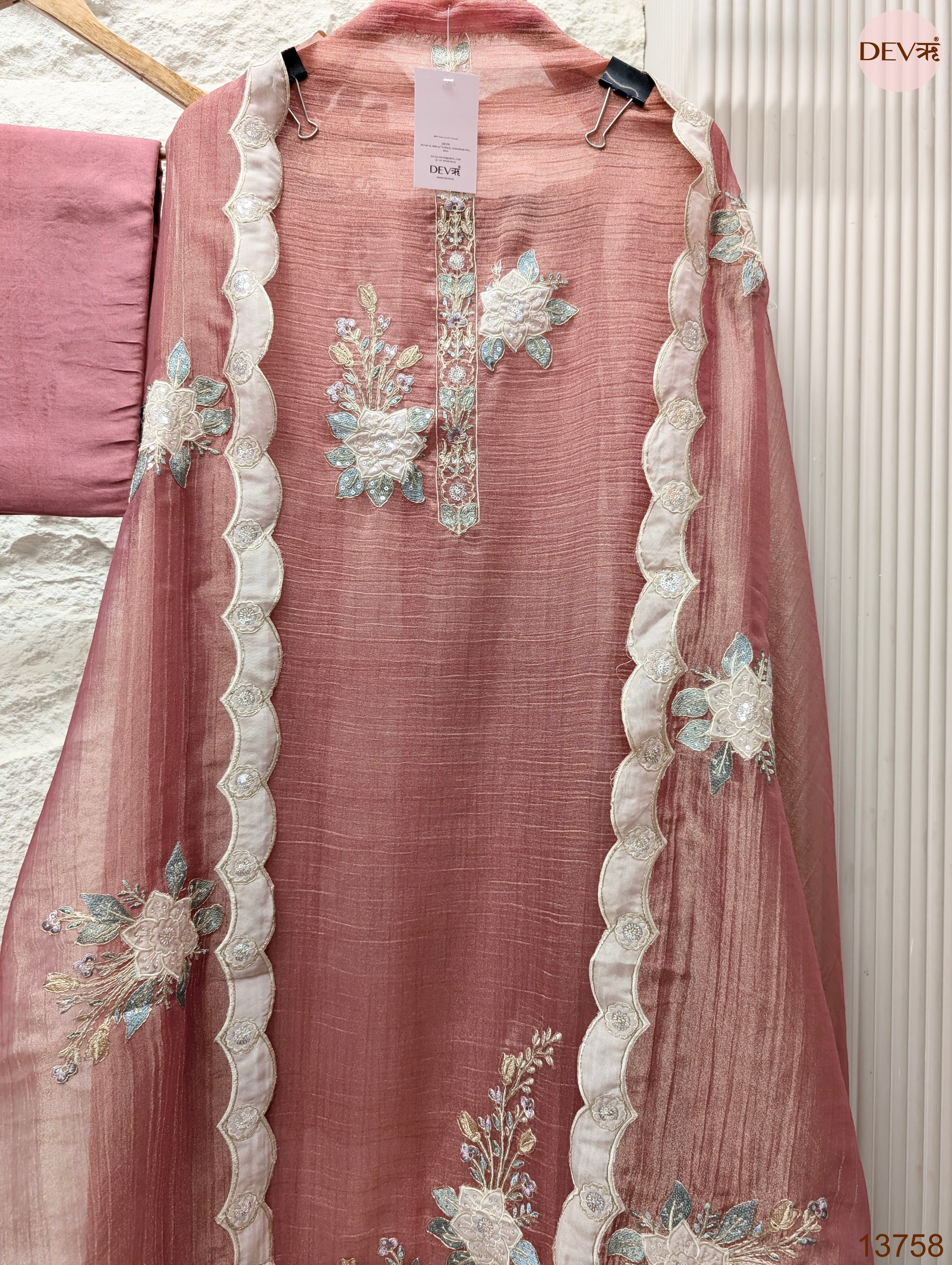 Pink Tissue Crush Silk Embroidered Unstitched 3-Piece Suit (Devri – D.No 13758)