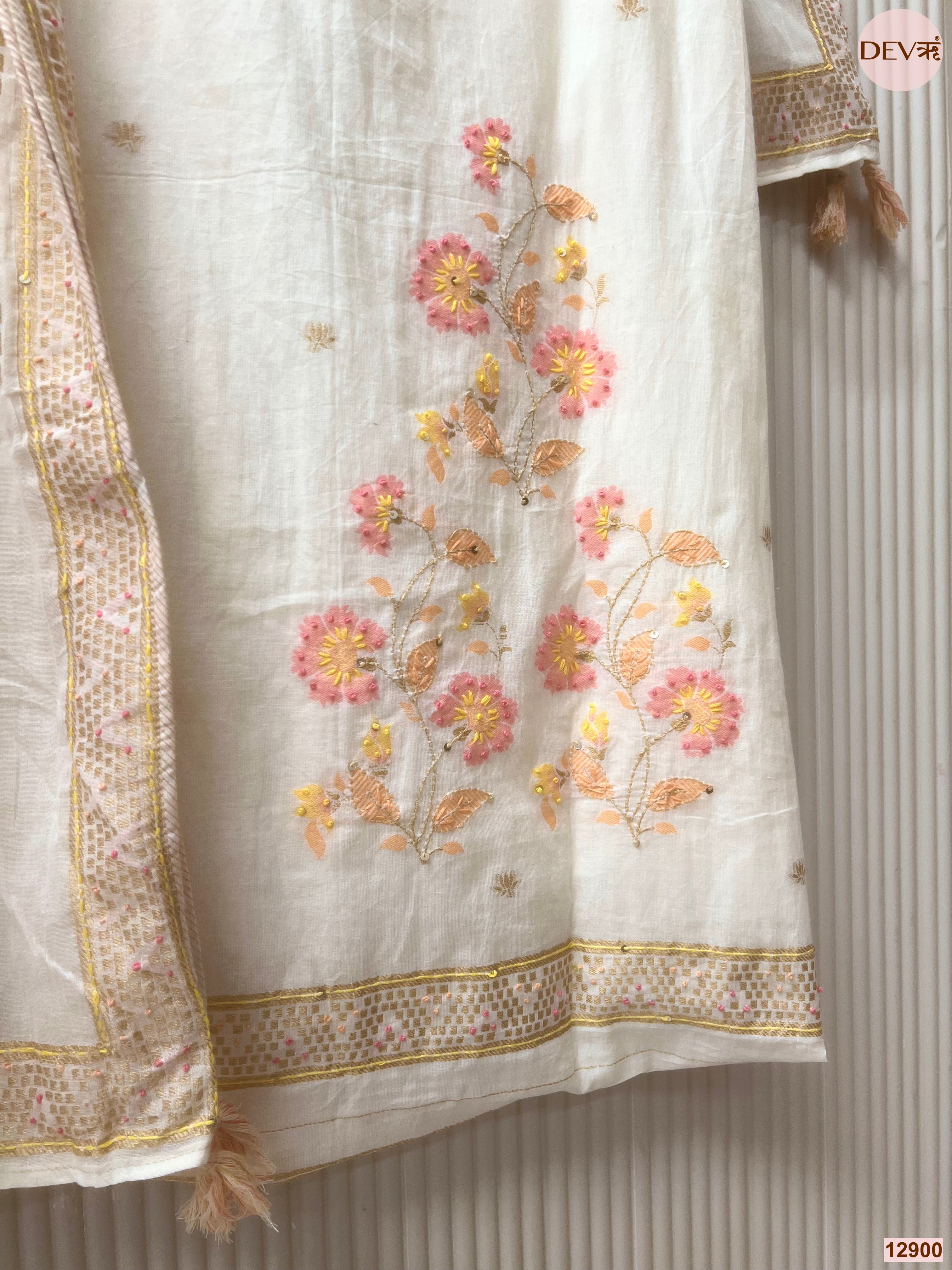 Off White Pure Jamdani Cotton Embroidered Unstitched 3-Piece Suit (Devri – D.No 12900)