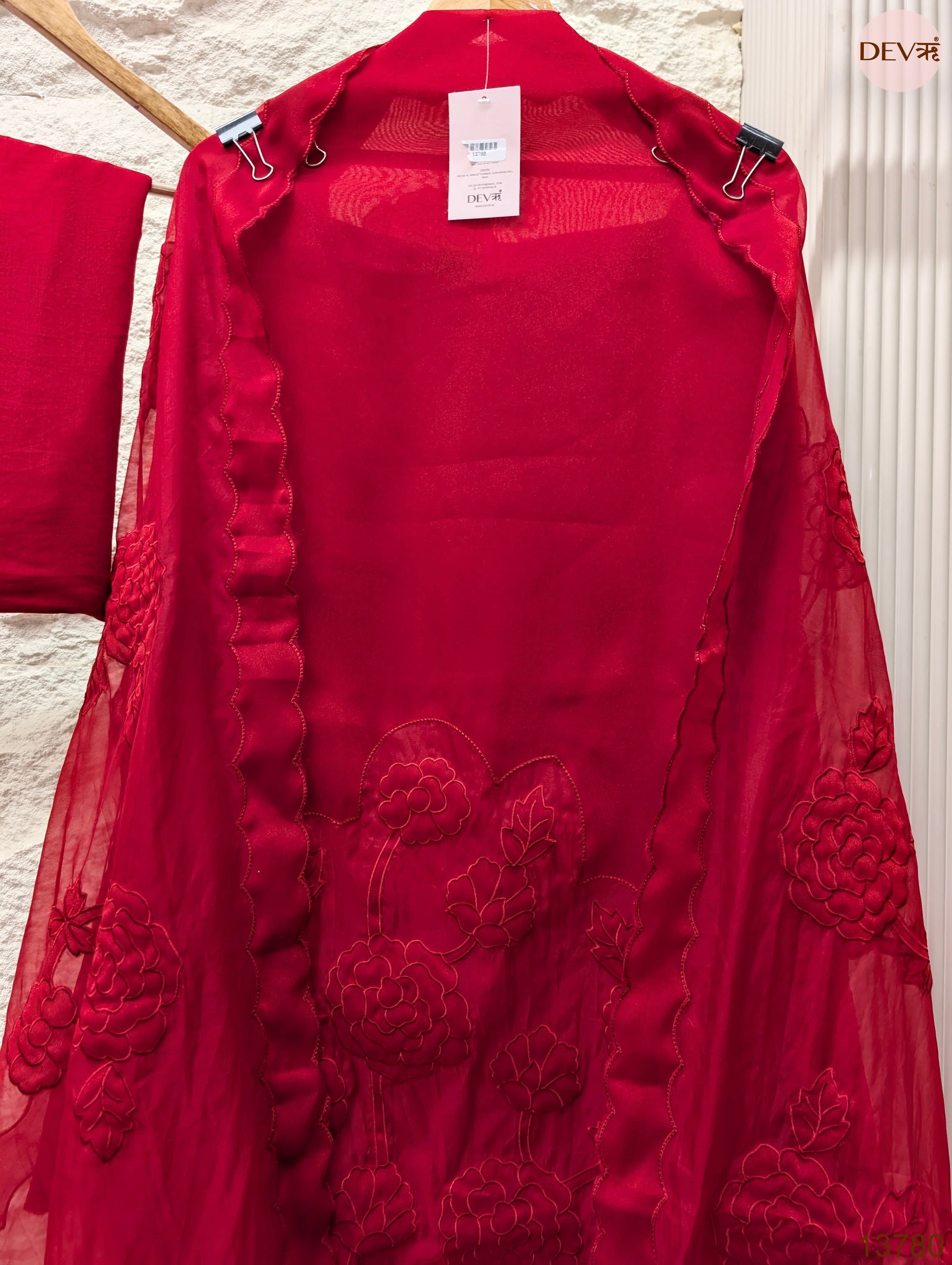 Pink Tissue Silk Blend Embroidered Unstitched 3-Piece Suit (Devri – D.No 13780)