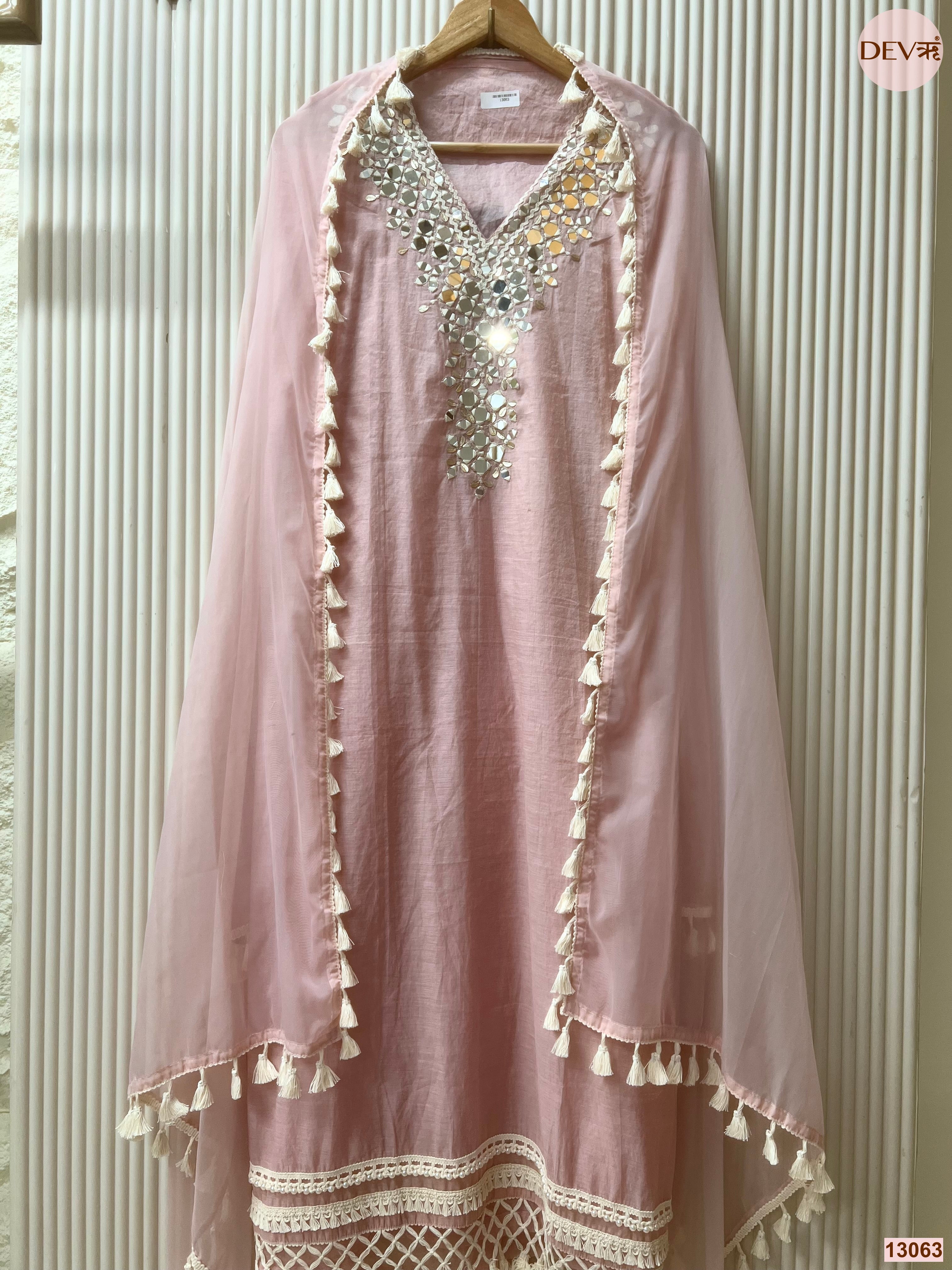 Pink Mul Cotton Hand Unstitched 3-Piece Suit 13063