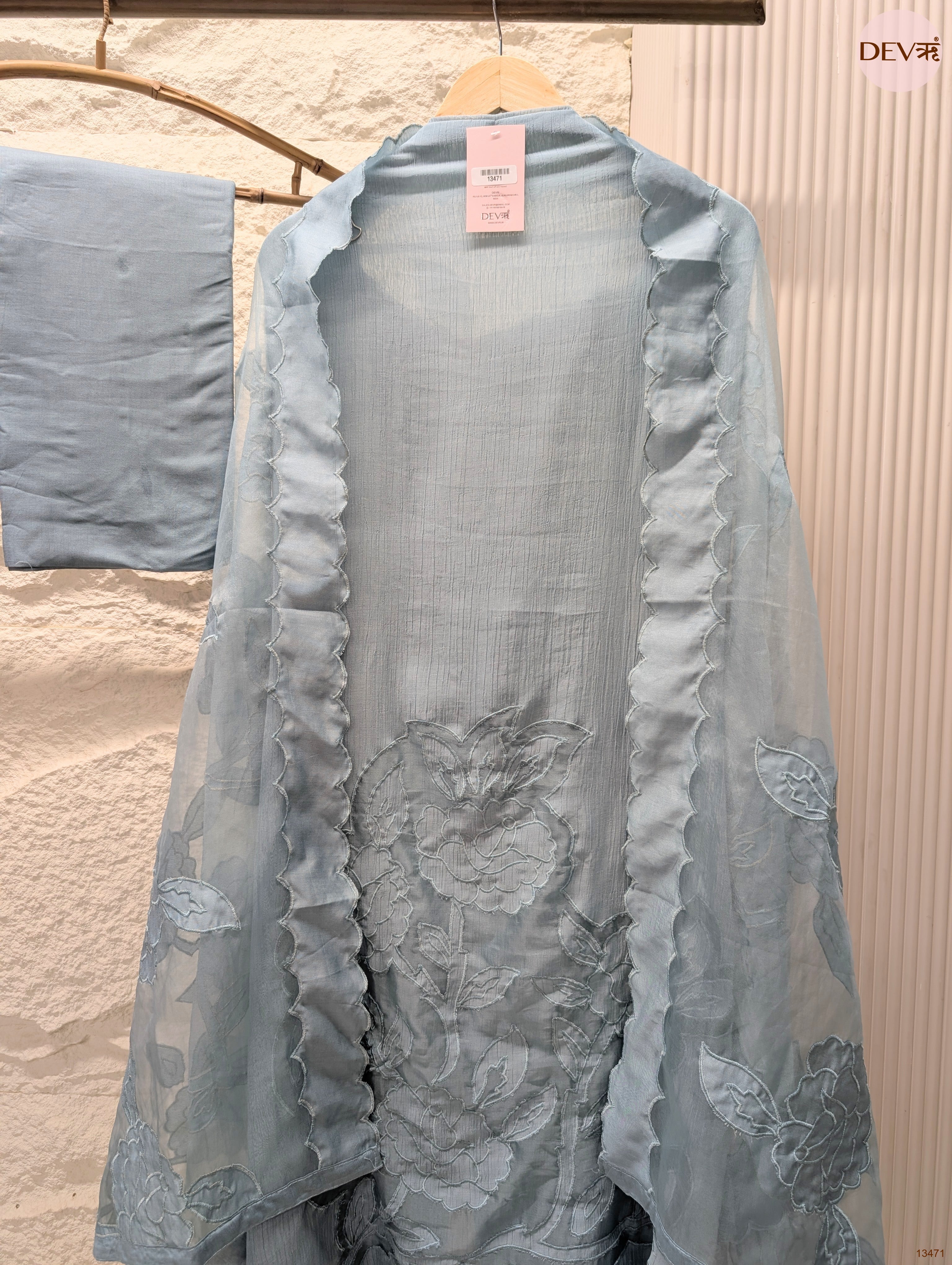 Blue Mul Crush Embroidered Unstitched 3-Piece Suit (Devri – D.No 13471)