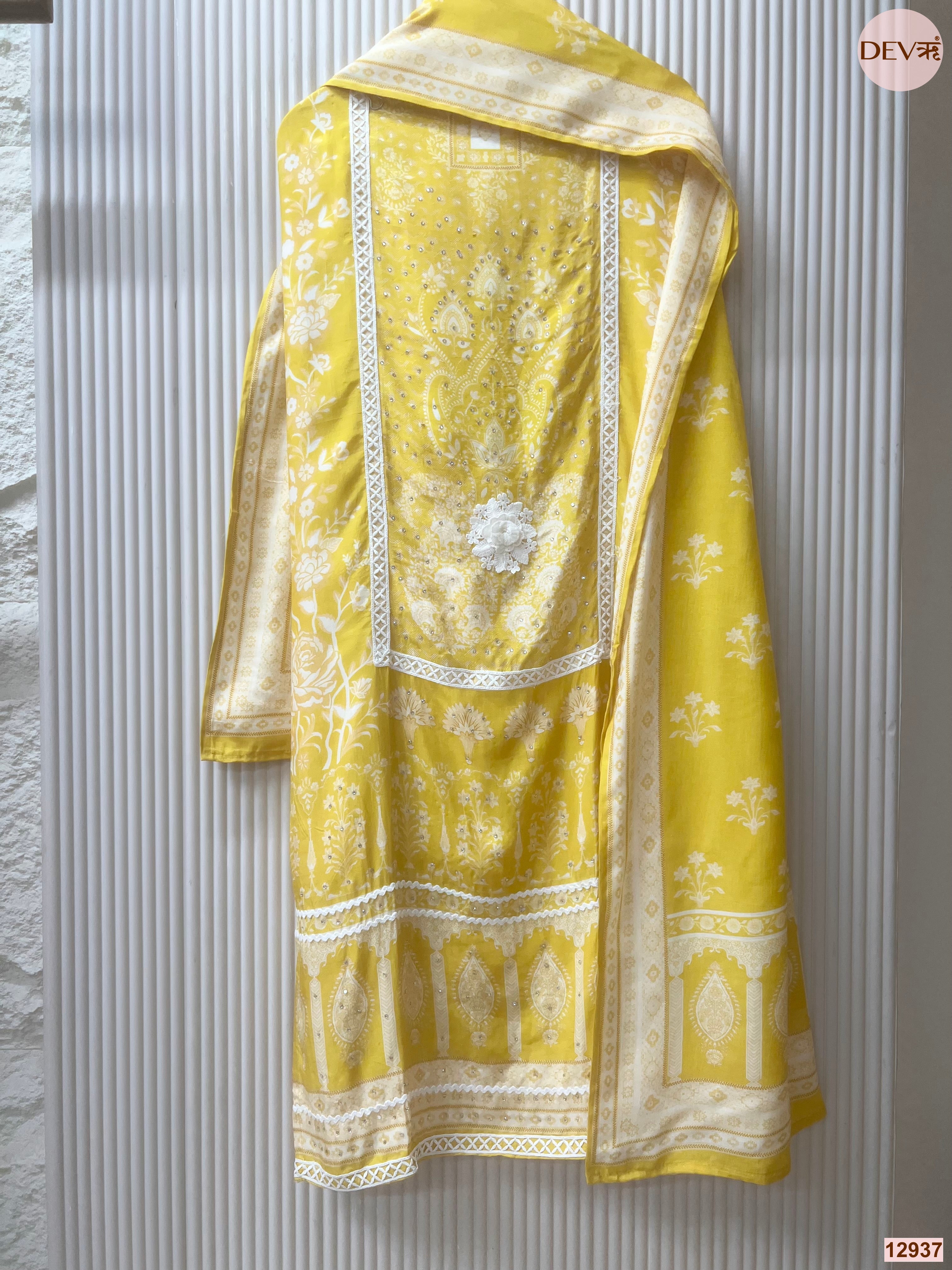 Yellow Muslin Printed Unstitched 3-Piece Suit (Devri – D.No 12937)