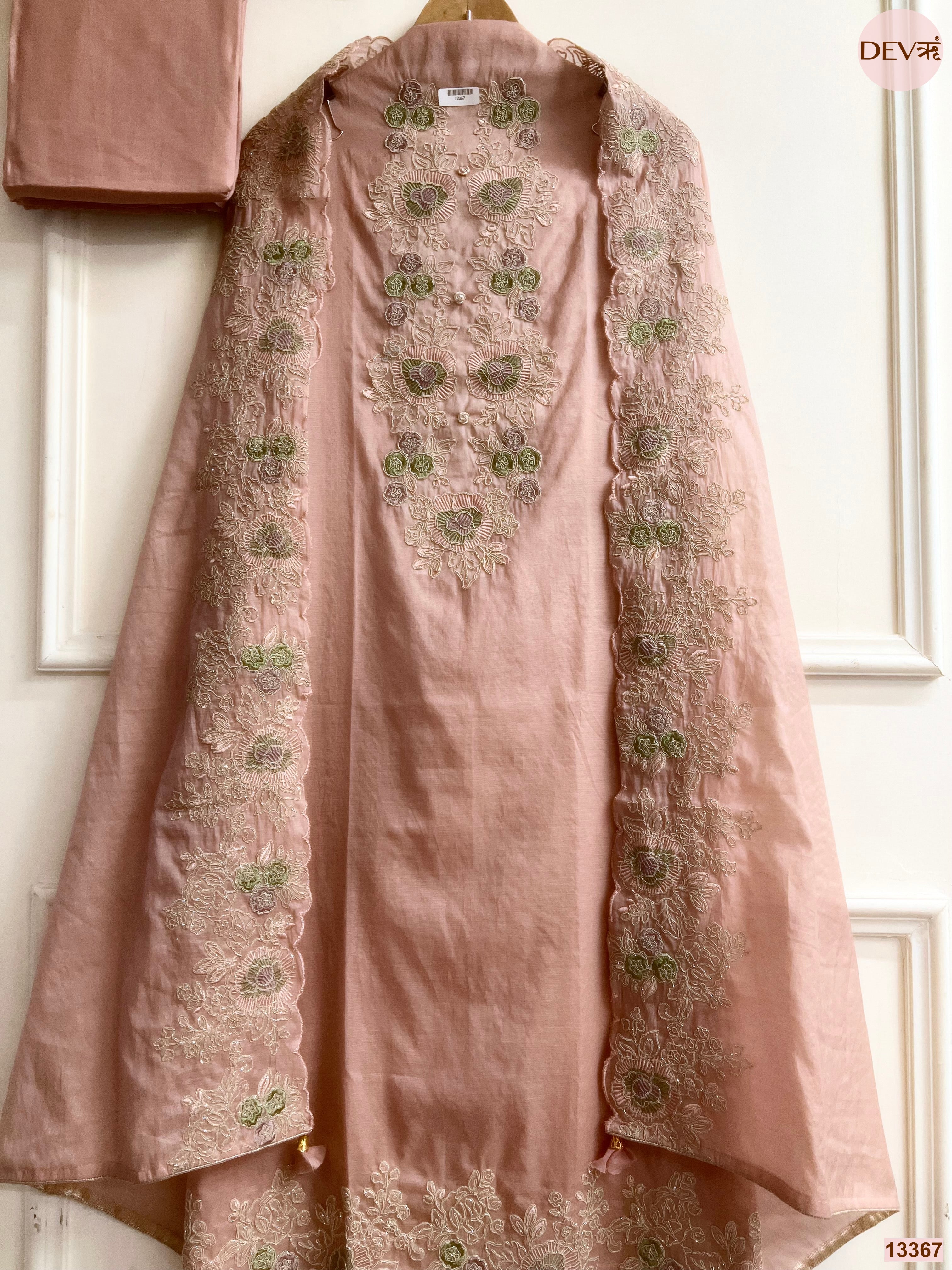 Peach Mul Chanderi Embroidered Unstitched 3-Piece Suit (Devri – D.No 13367)