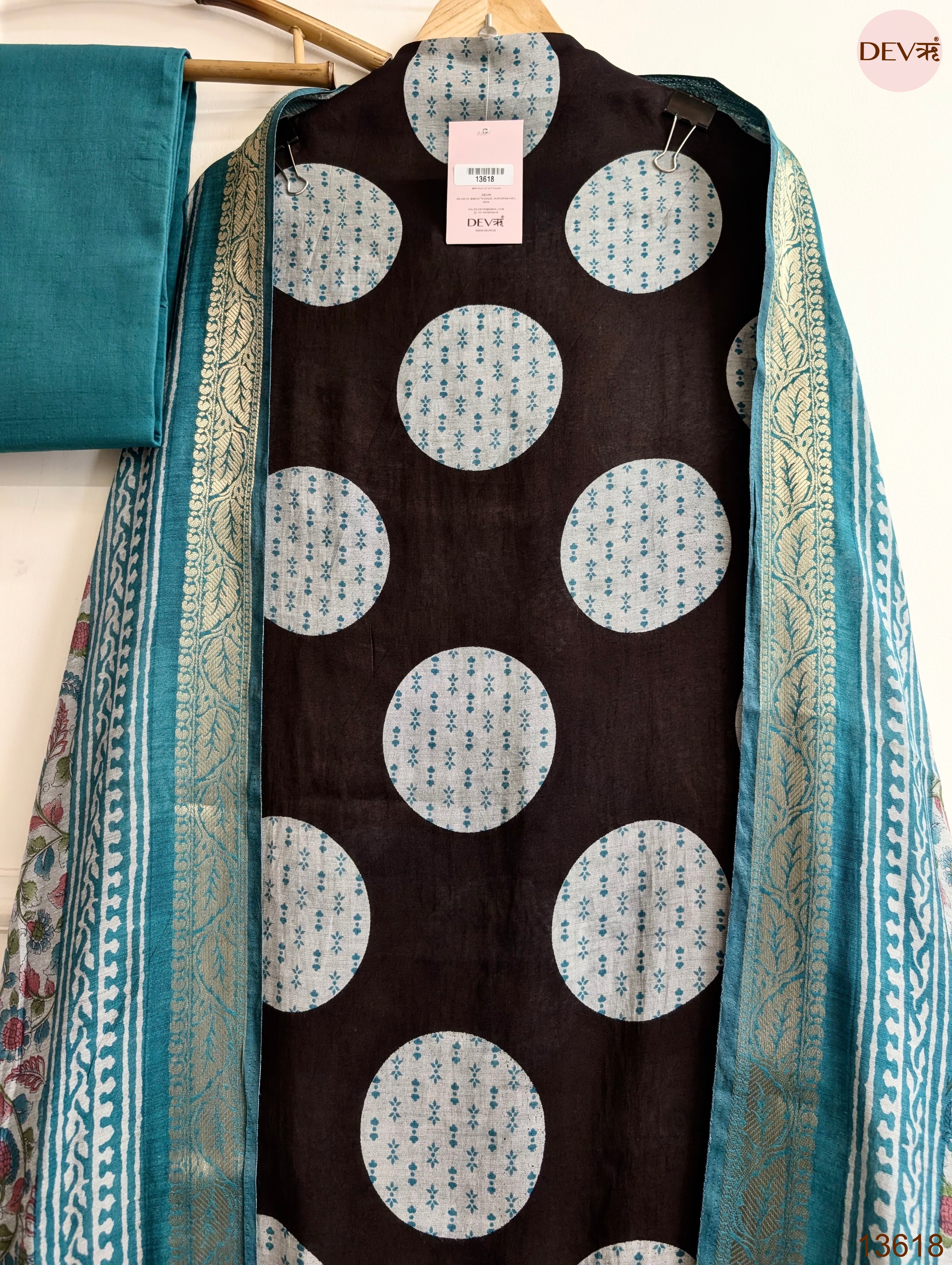 Black Maheshwari Silk Printed Unstitched 3-Piece Suit (Devri – D.No 13618)
