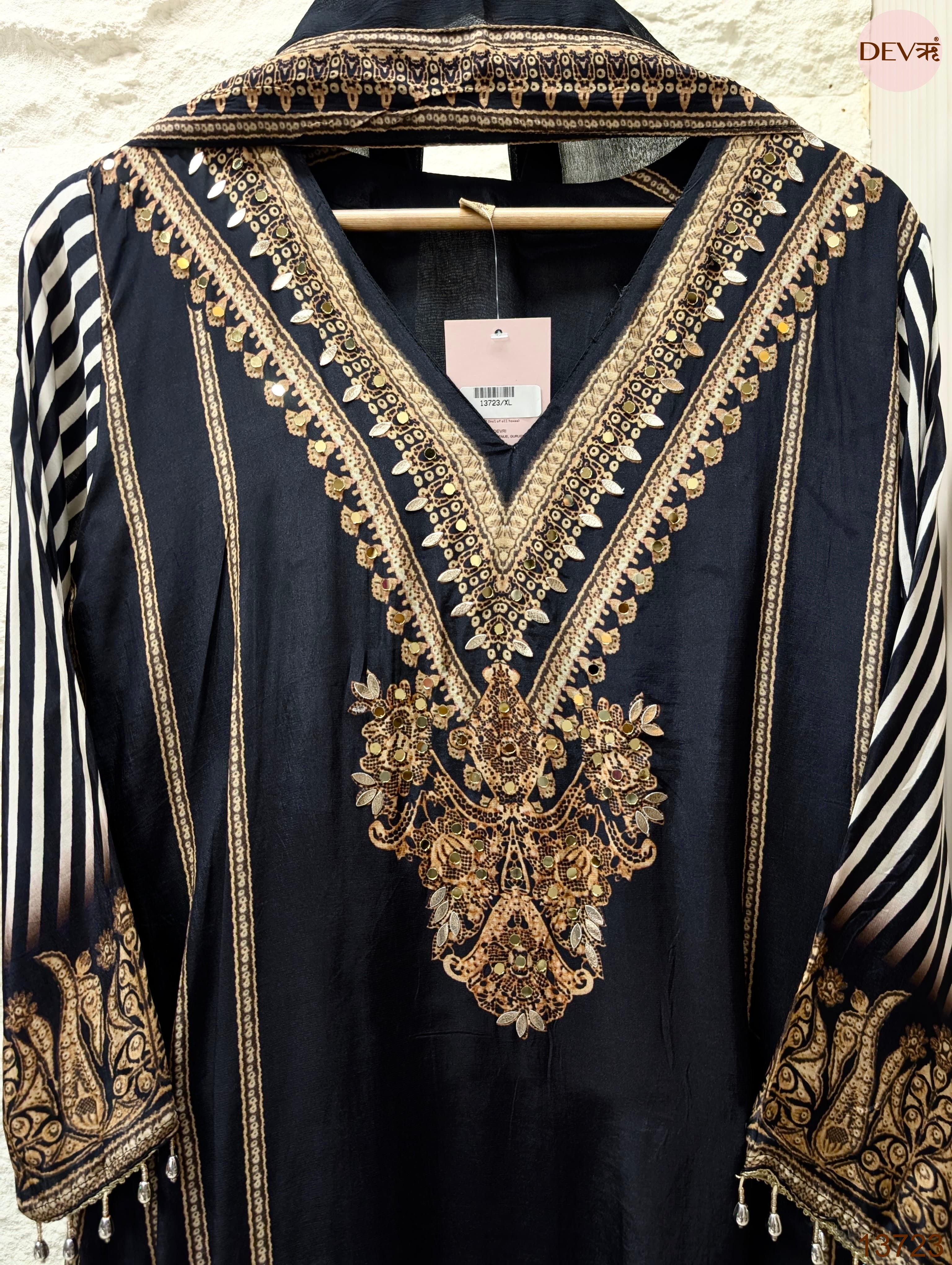 Zarmina Crepe Embroidered Black 3-Piece Set (Devri – D.No 13723)