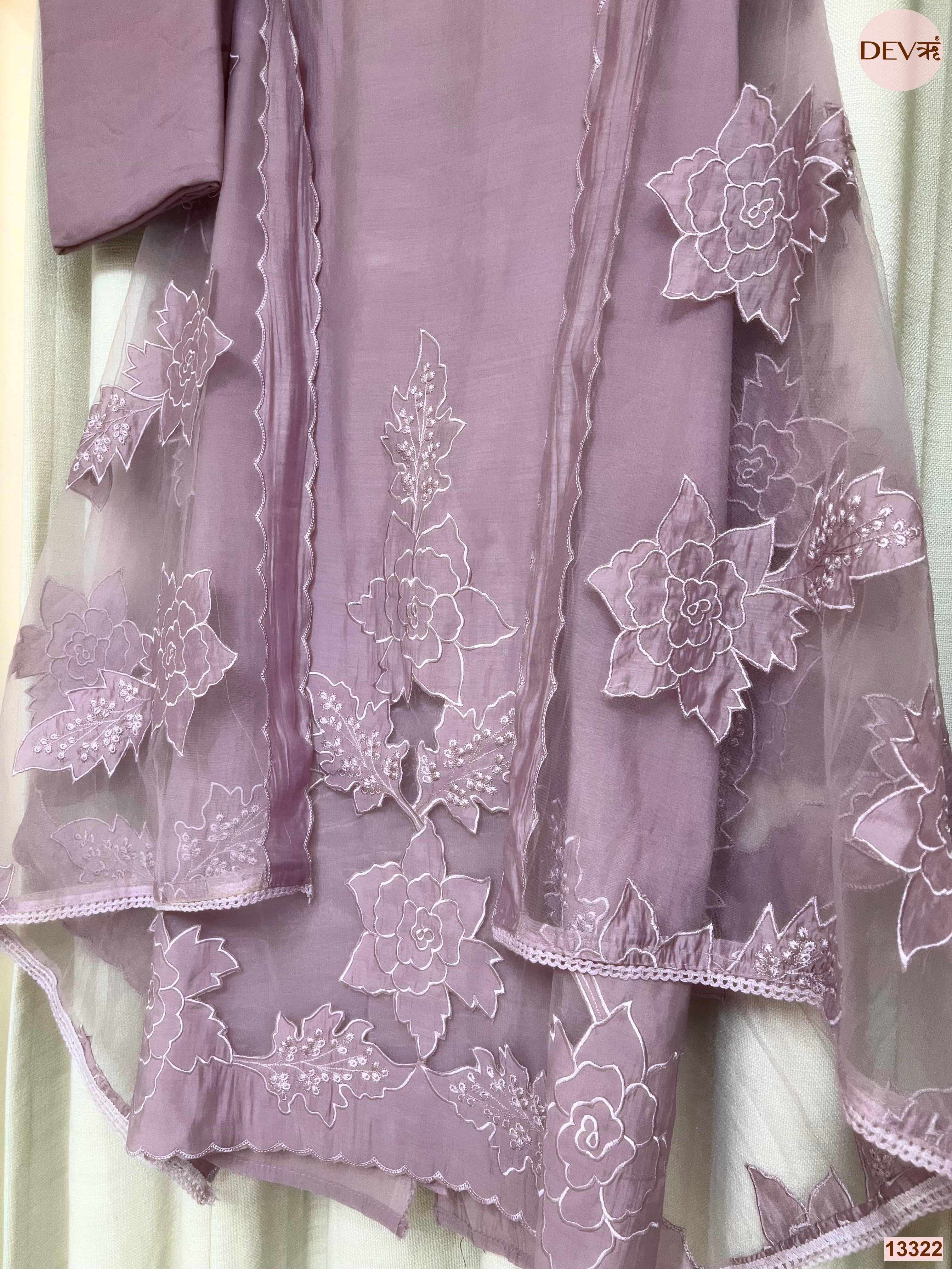 Purple Mul Chanderi Embroidered Unstitched 3-Piece Suit (Devri – D.No 13322)