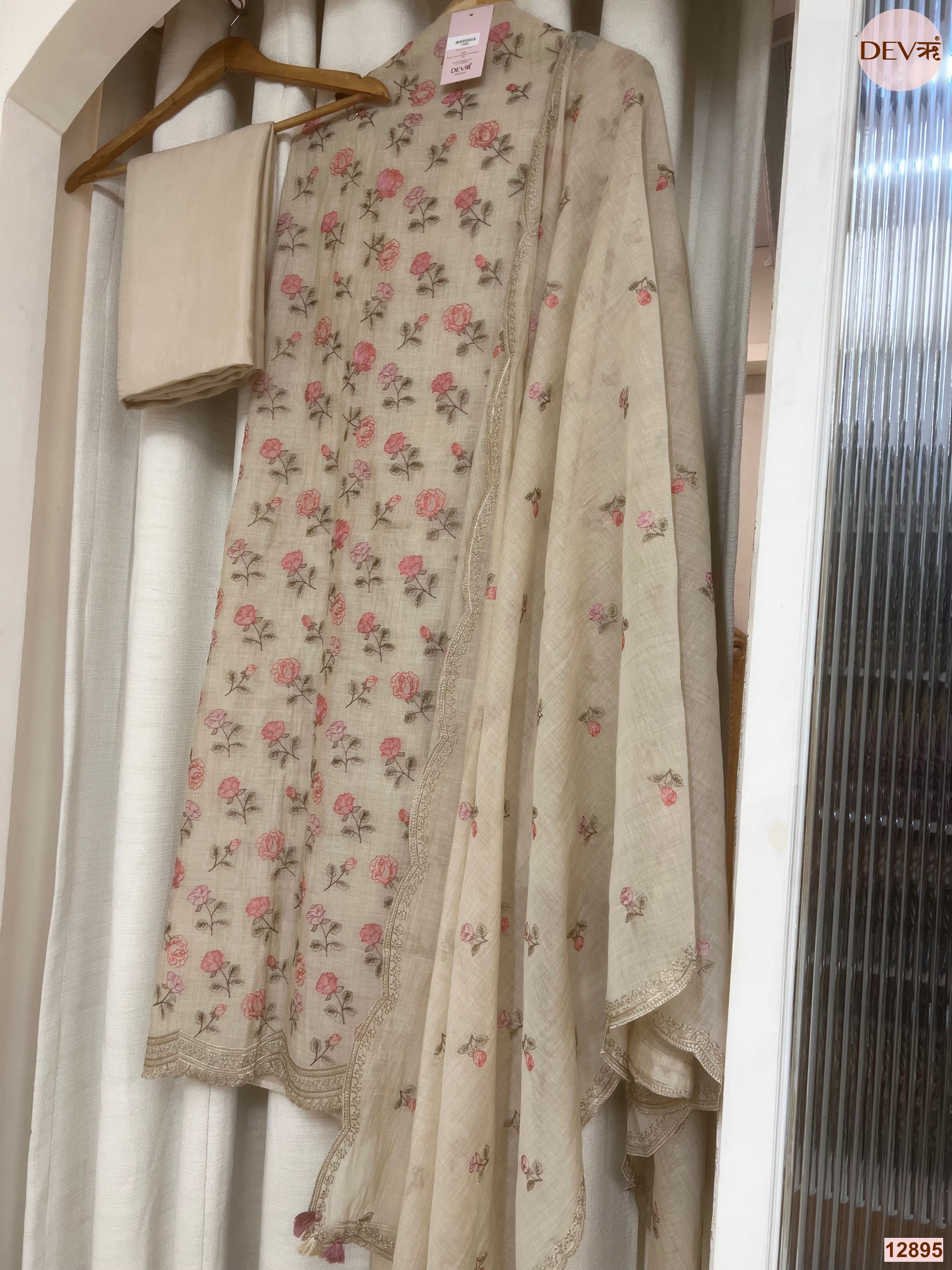 Cream Mul Chanderi Printed Unstitched 3-Piece Suit (Devri – D.No 12895)