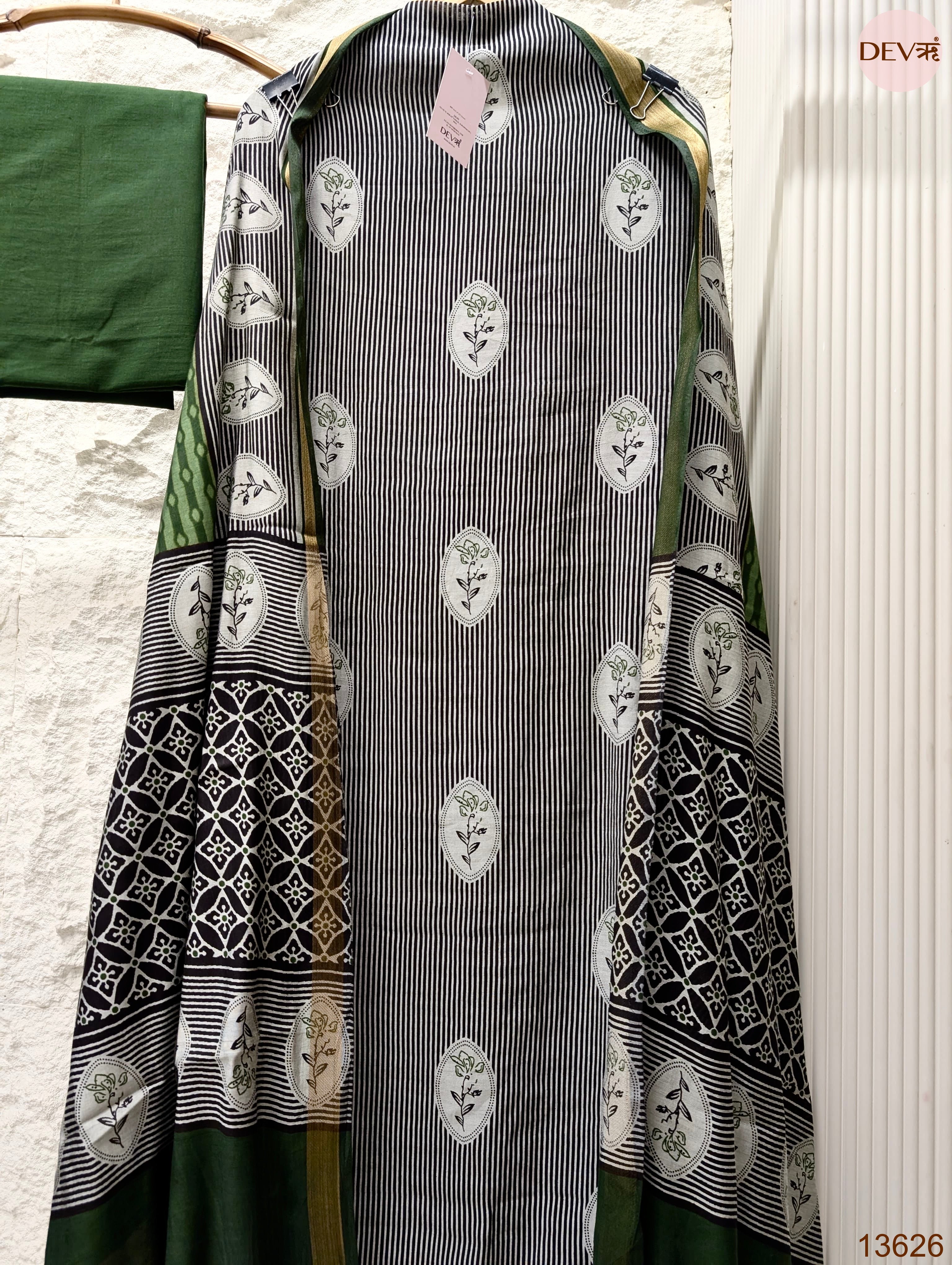 Black Maheshwari Silk Printed Unstitched 3-Piece Suit (Devri – D.No 13626)