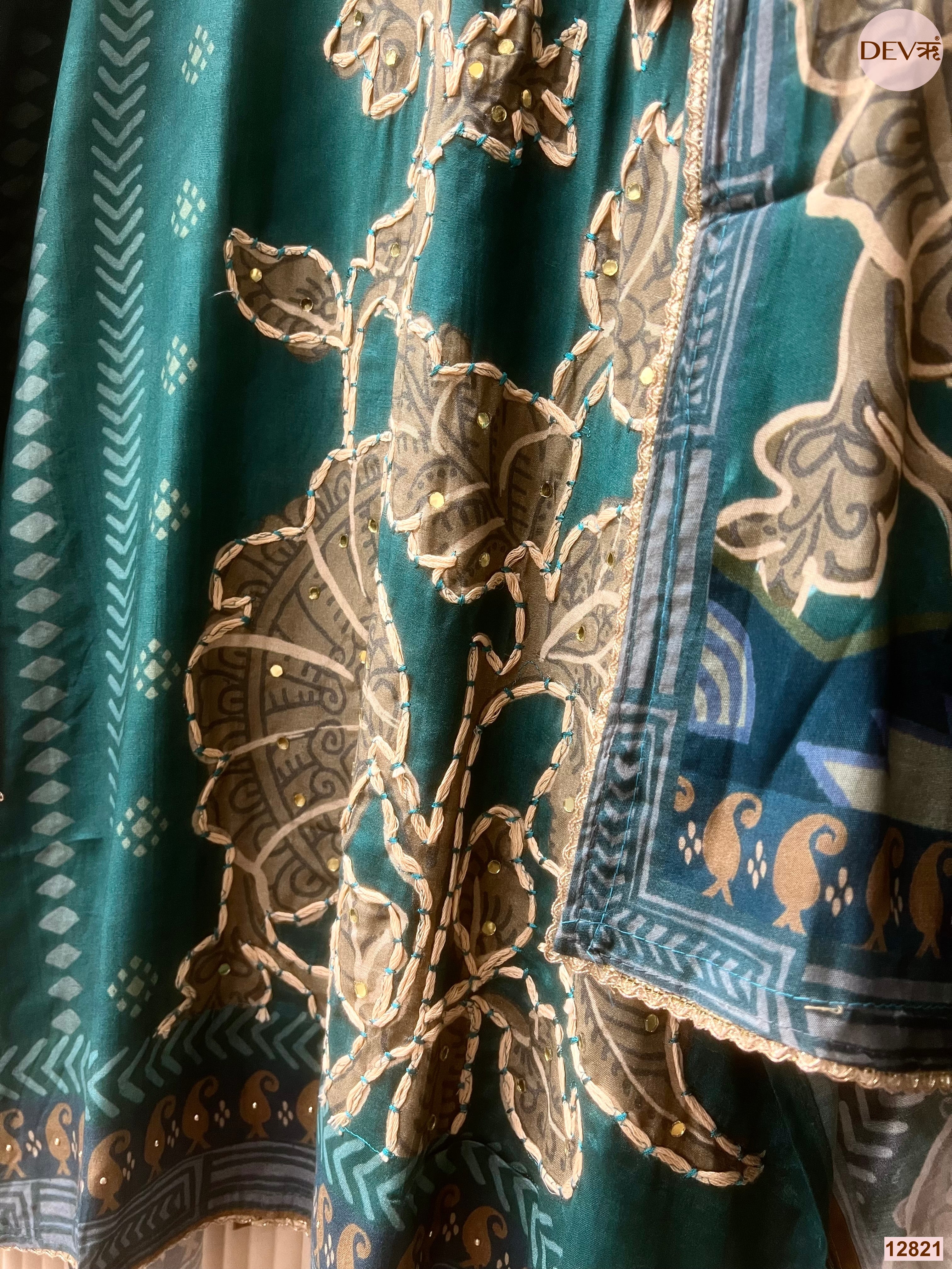 Teal Muslin Printed Unstitched 3-Piece Suit (Devri – D.No 12821)