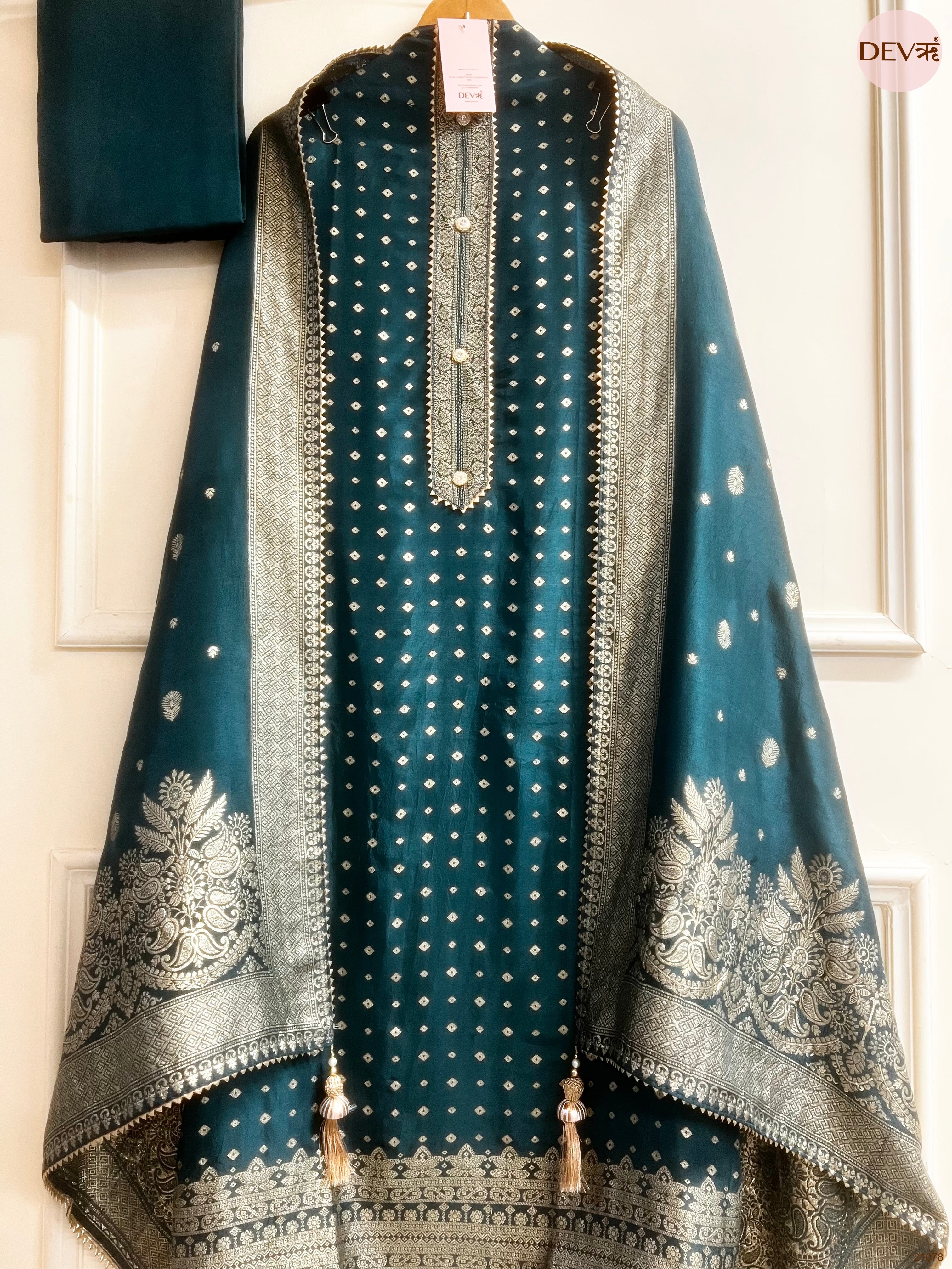 Teal Pure viscose dola silk Printed Unstitched 3-Piece Suit (Devri – D.No 21078)