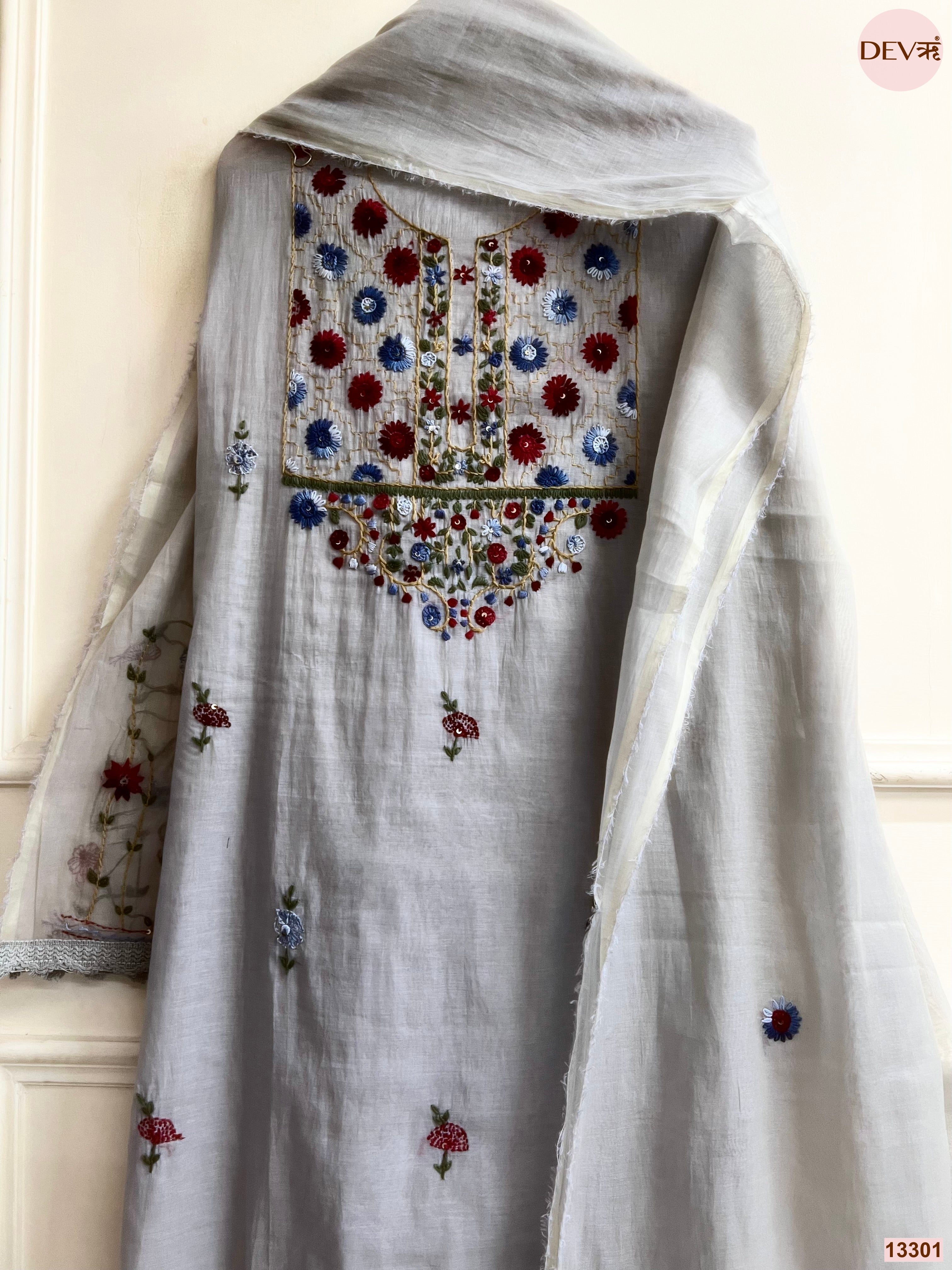 Grey Mul Chanderi Embroidered Unstitched 3-Piece Suit (Devri – D.No 13301)