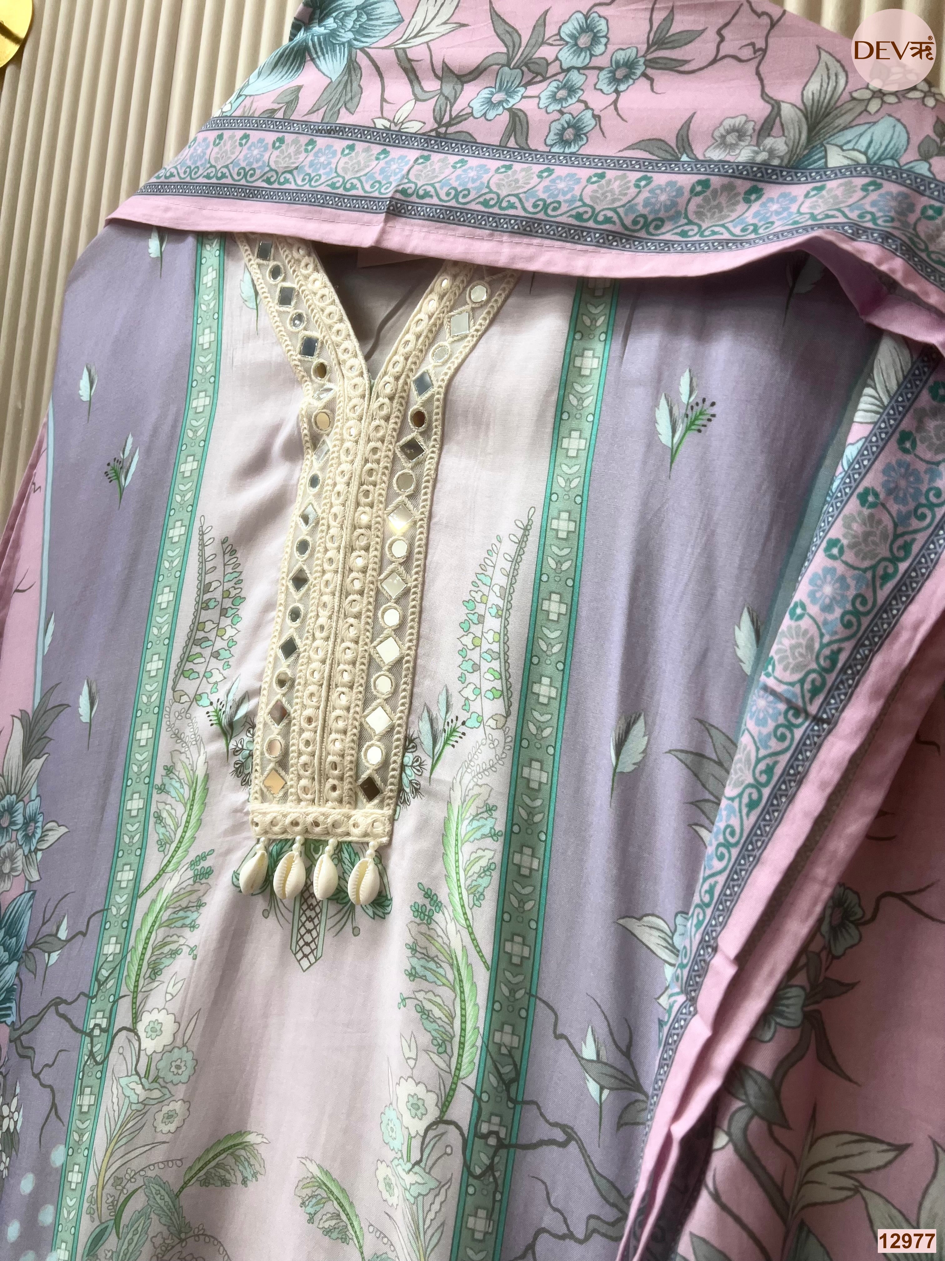 Lavender Muslin Printed Unstitched 3-Piece Suit (Devri – D.No 12977)