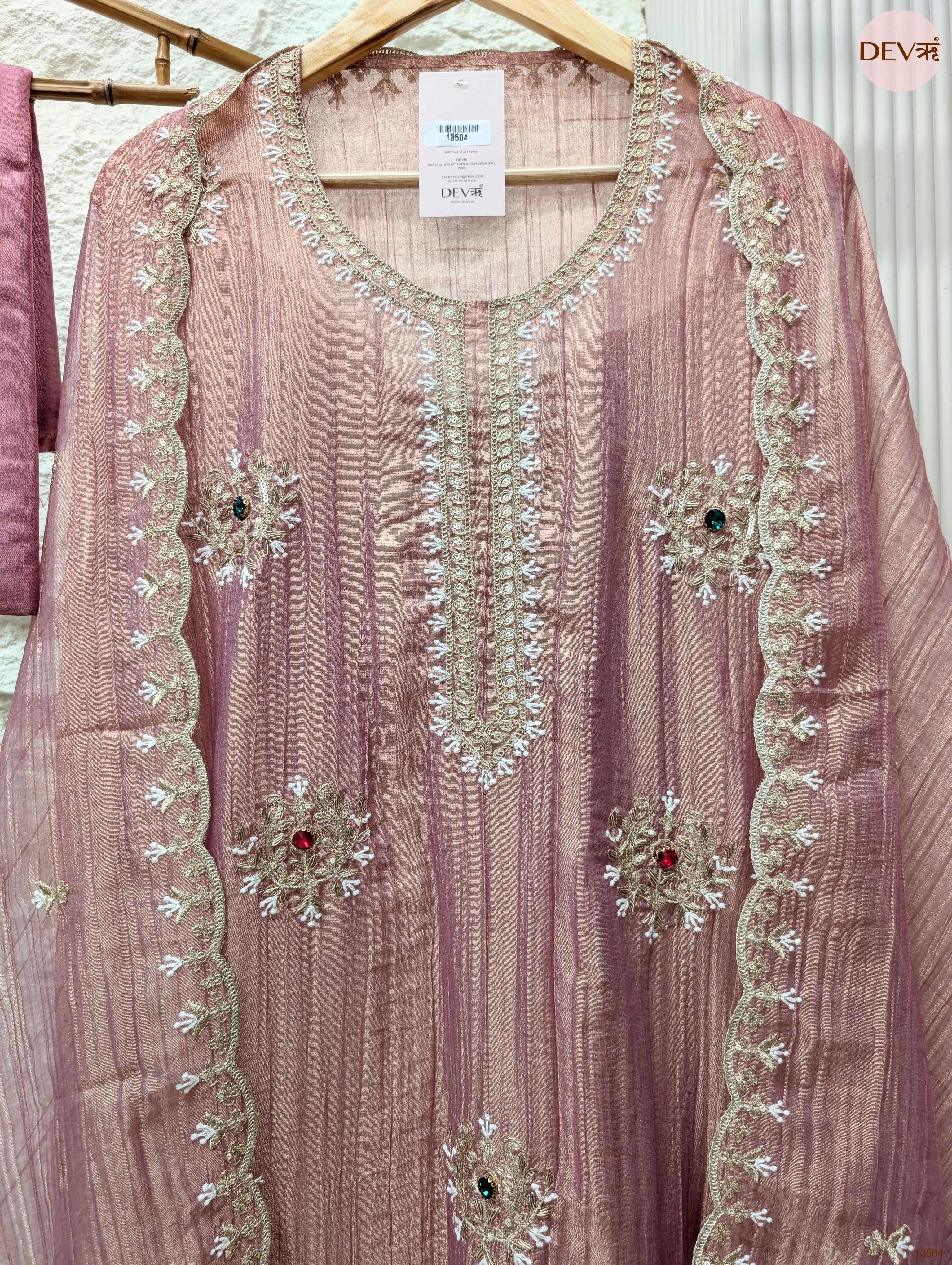 Pink Tissue Crush Silk Embroidered Unstitched 3-Piece Suit (Devri – D.No 13504)