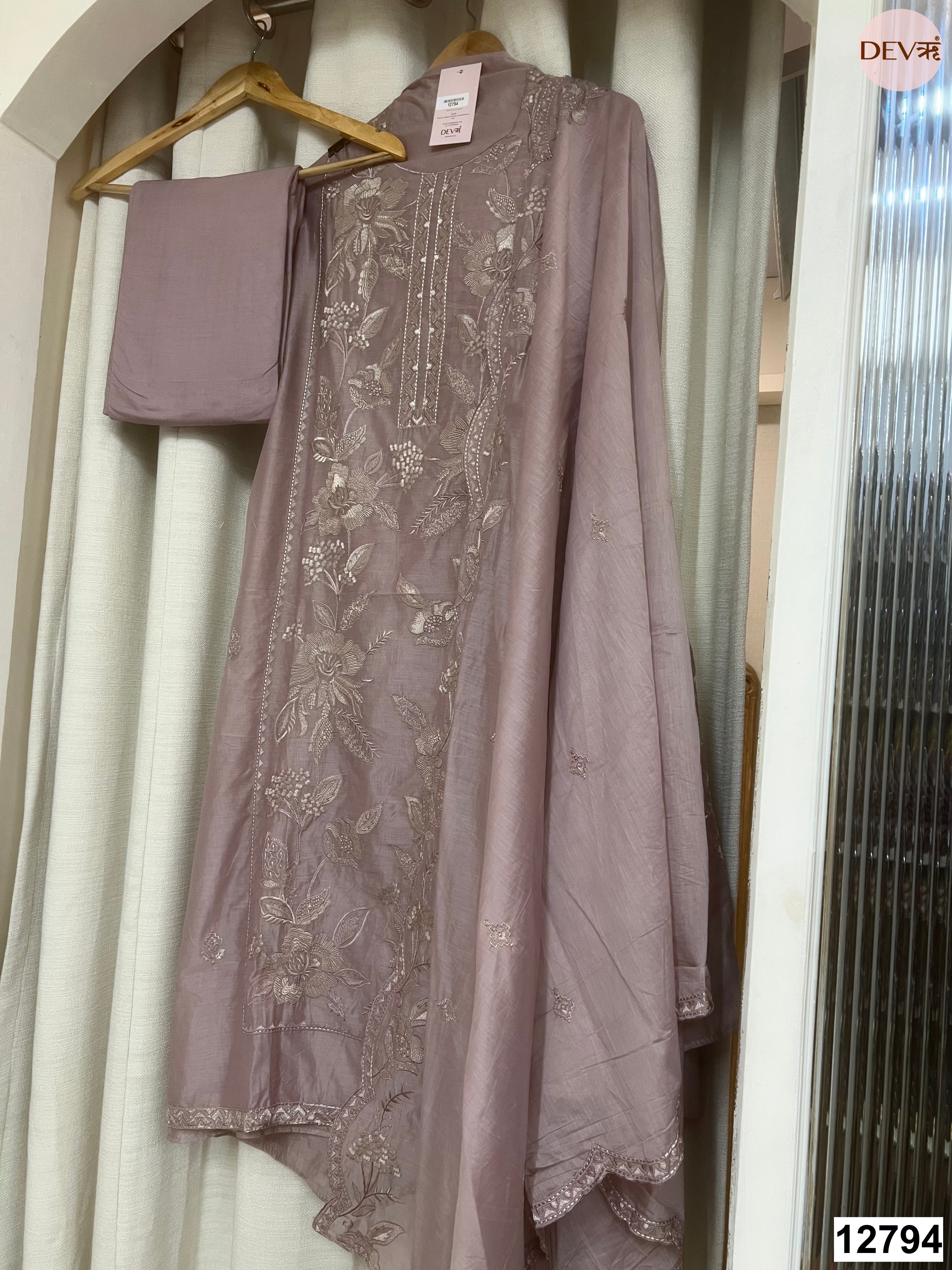 Mauve Mul Chanderi Embroidered Unstitched 3-Piece Suit (Devri – D.No 12794)