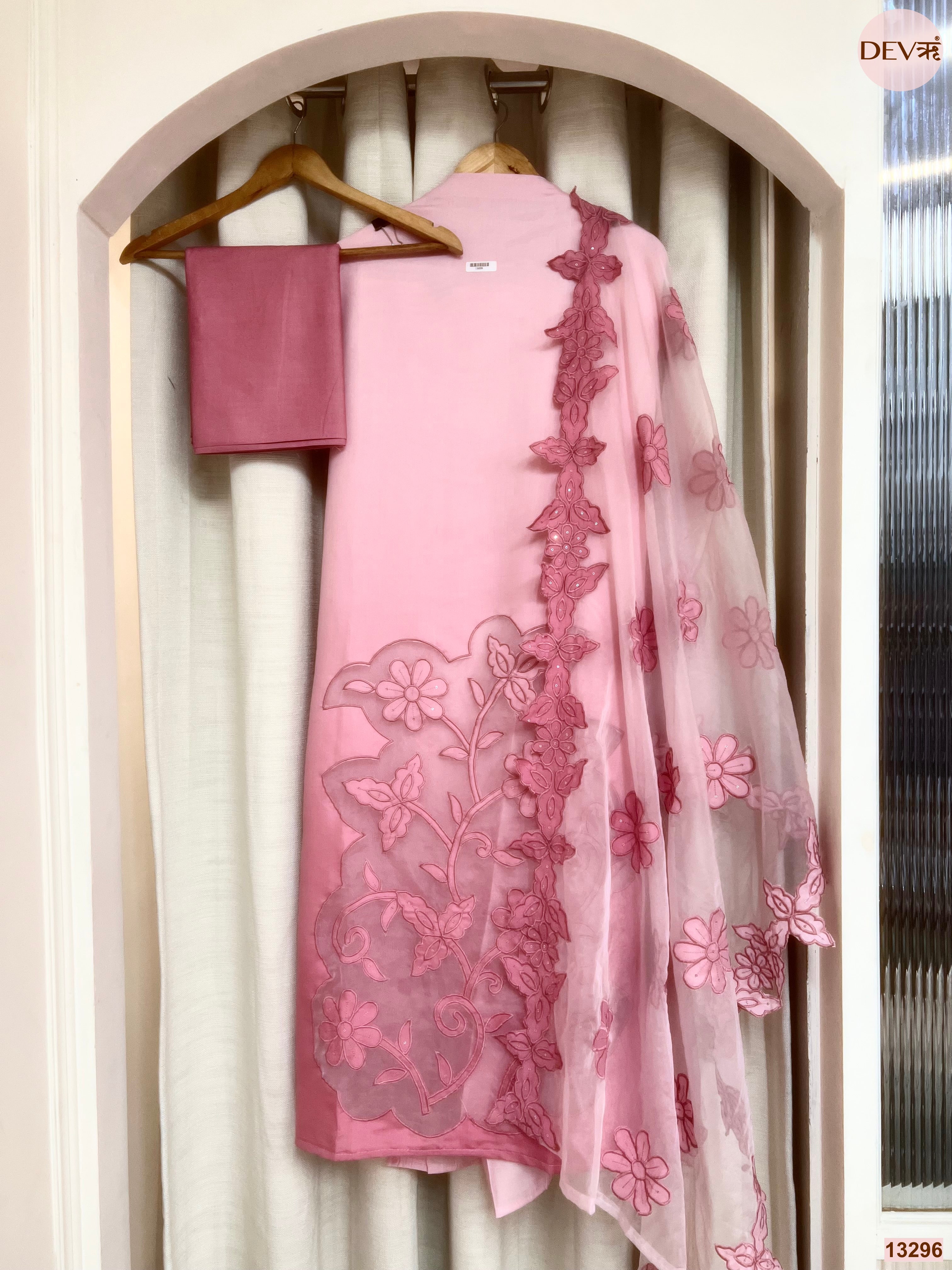 Pink Mul Chanderi Embroidered Unstitched 3-Piece Suit (Devri – D.No 13296)