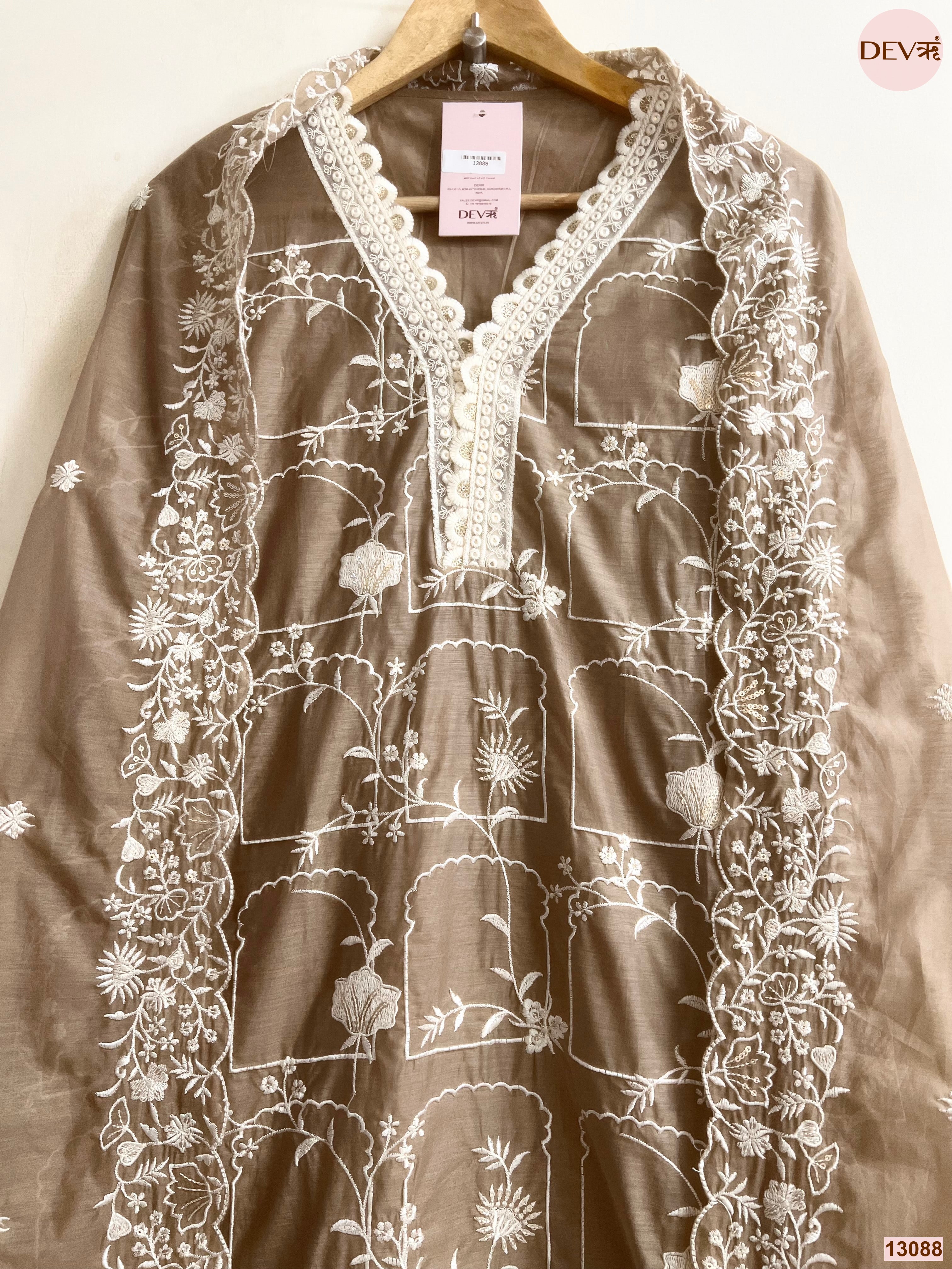 Brown Mul Chanderi Embroidered Unstitched 3-Piece Suit (Devri – D.No 13088)