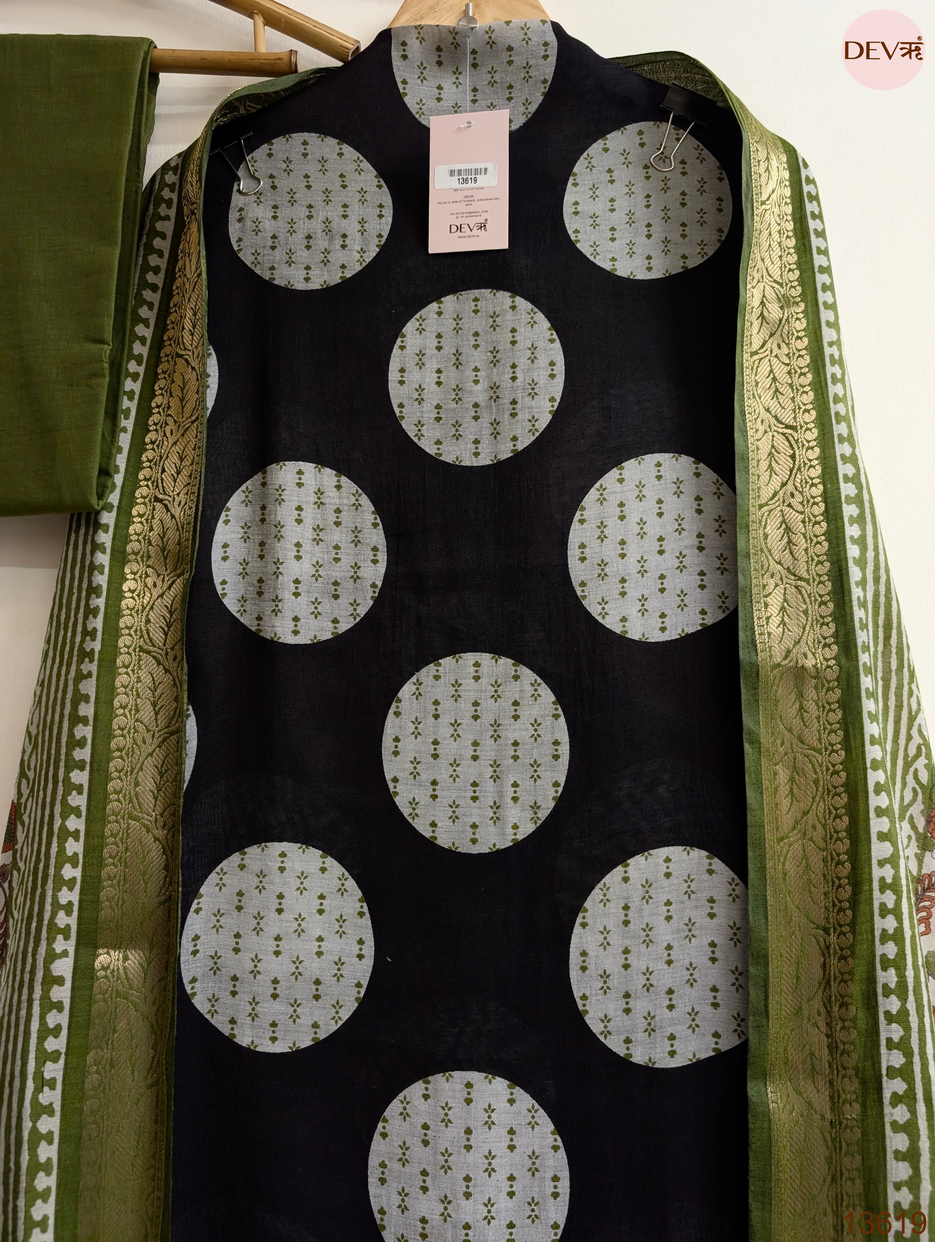 Black Maheshwari Silk Printed Unstitched 3-Piece Suit (Devri – D.No 13619)
