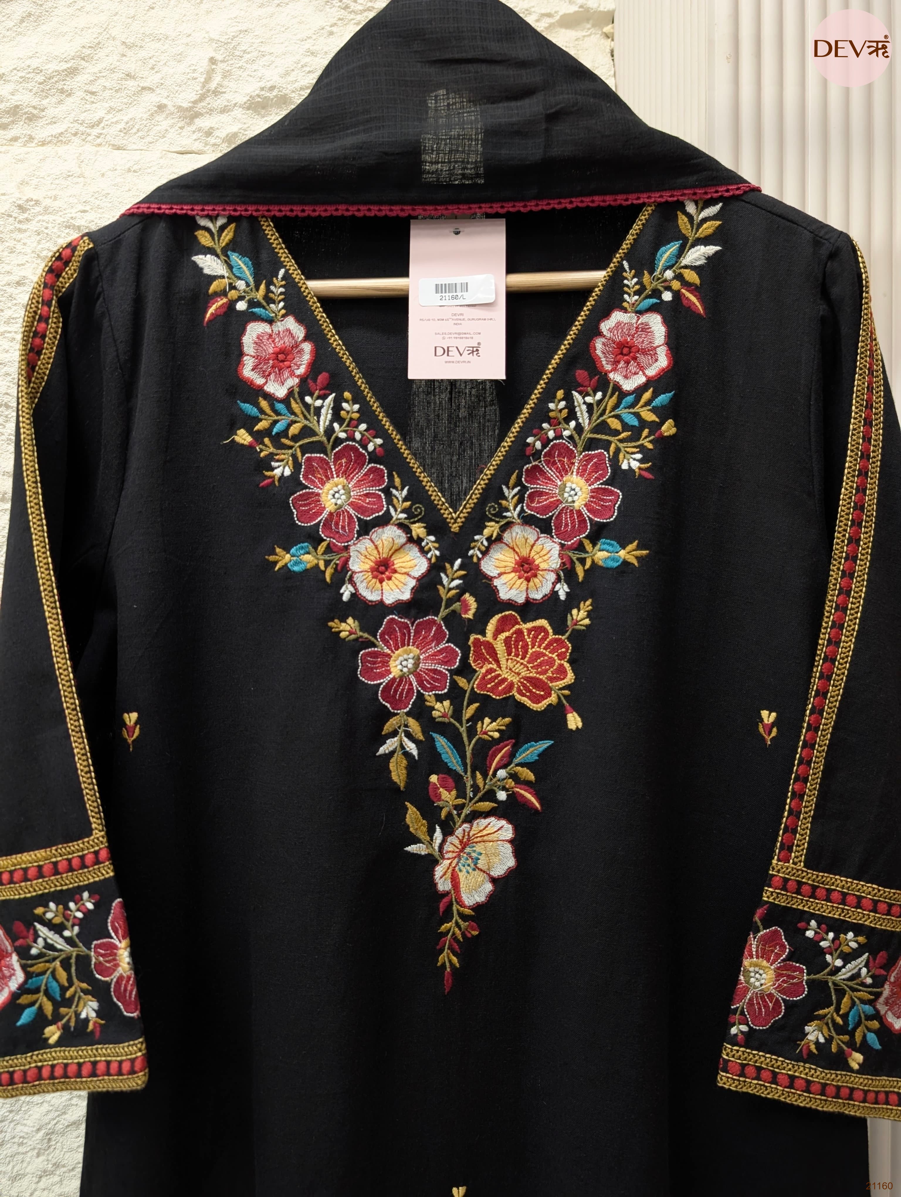 Noor Mul chanderi Embroidered Black 3-Piece Set (Devri – D.No 21160)