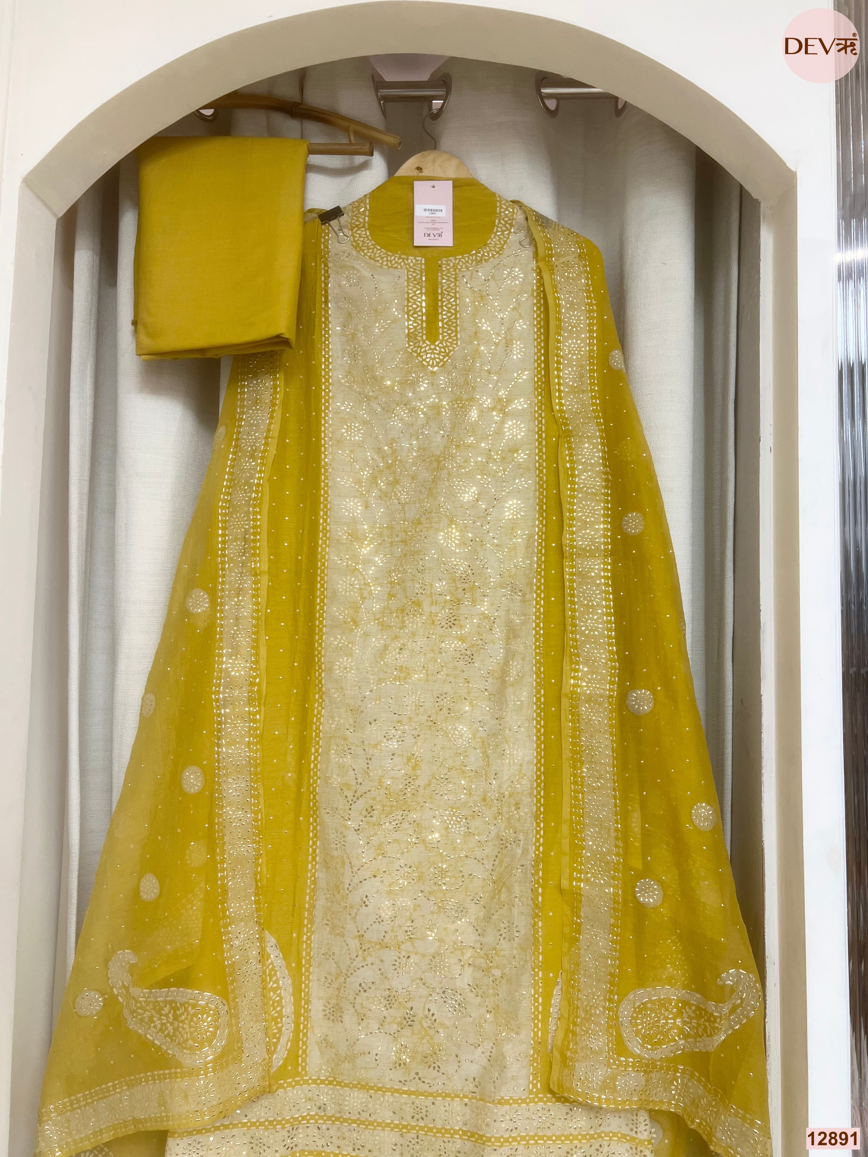 Yellow Mul Chanderi Printed Unstitched 3-Piece Suit (Devri – D.No 12891)