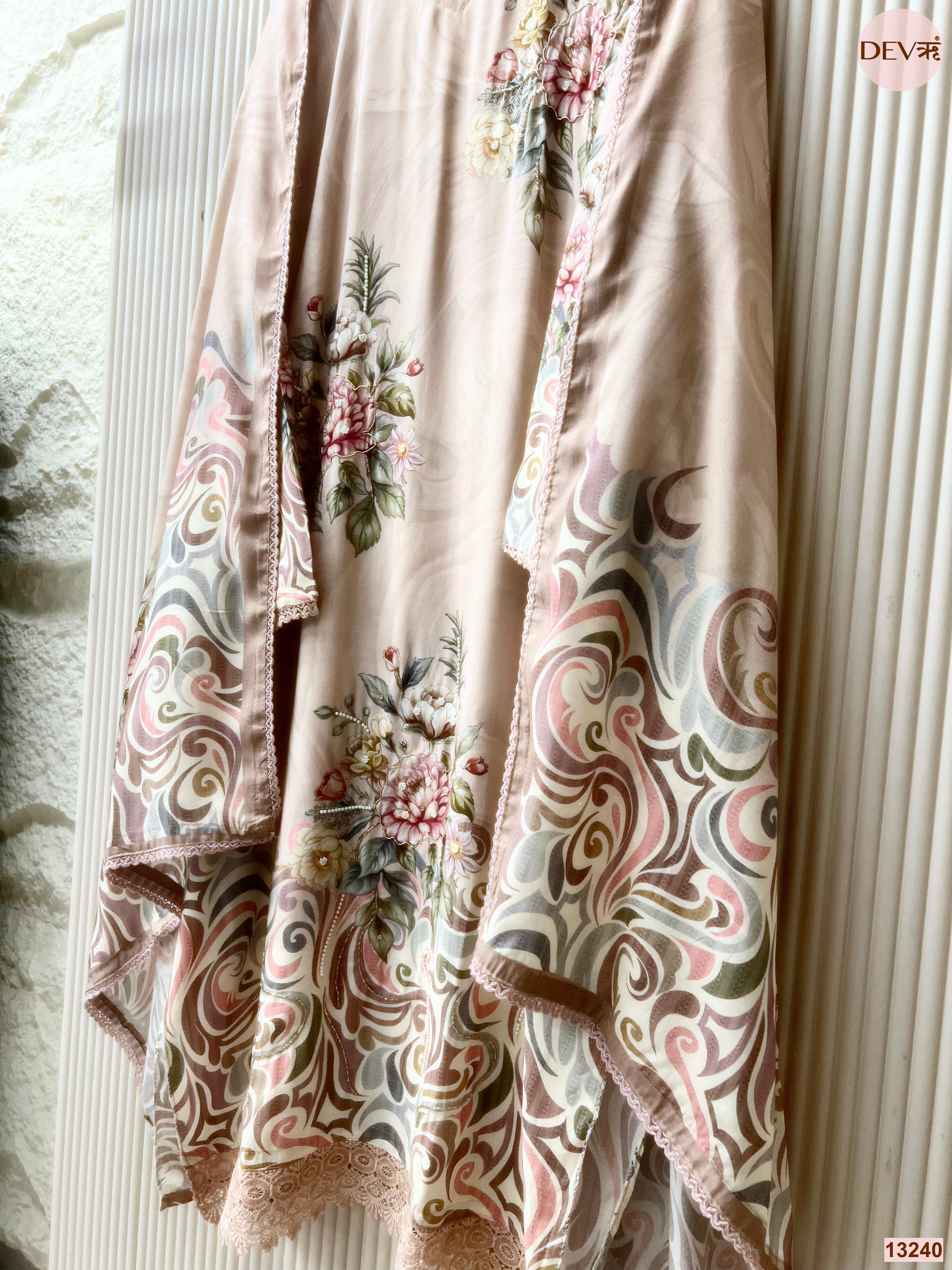 Peach Muslin Printed Unstitched 3-Piece Suit (Devri – D.No 13240)