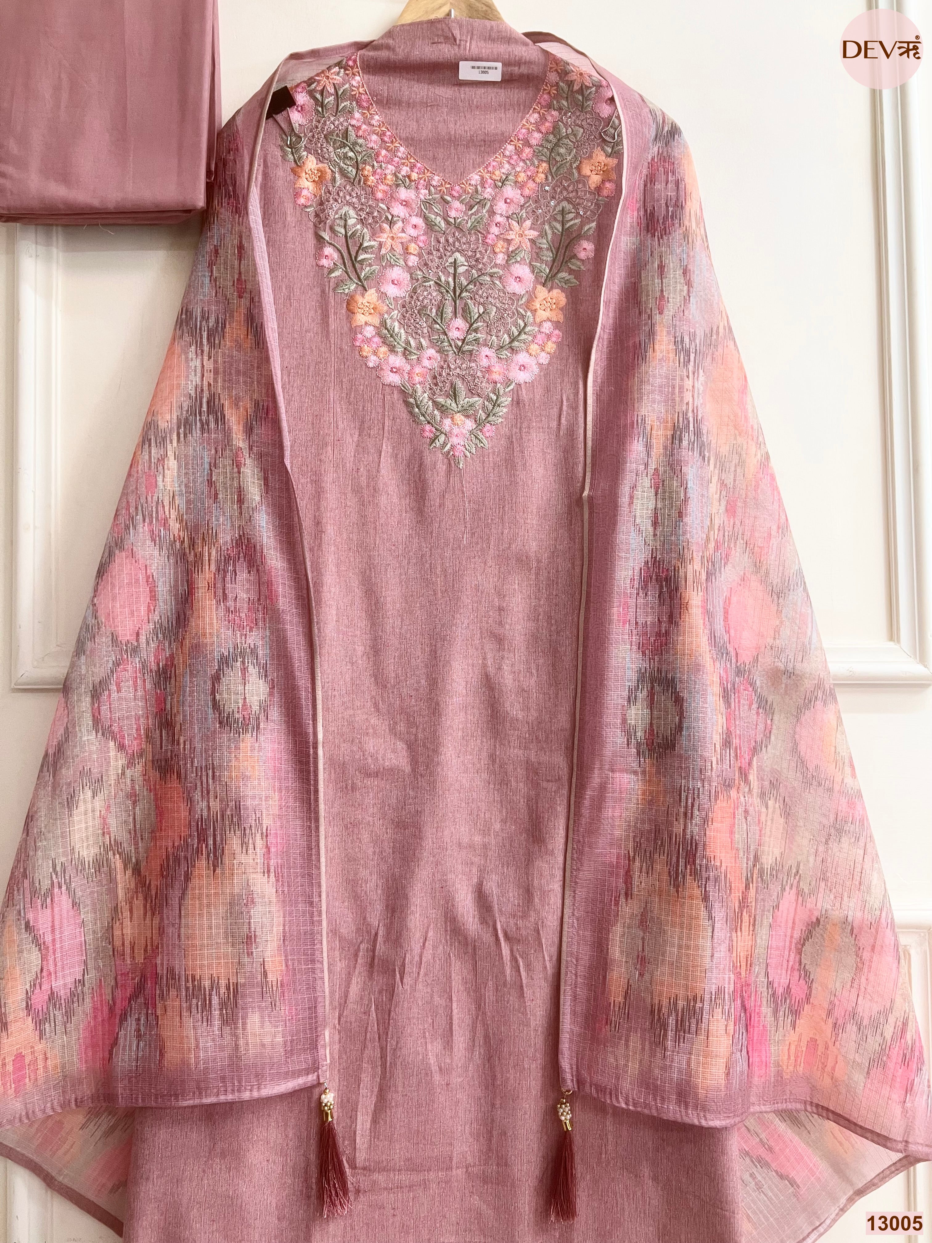 Mauve Cotton Handloom Embroidered Unstitched 3-Piece Suit (Devri – D.No 13005)