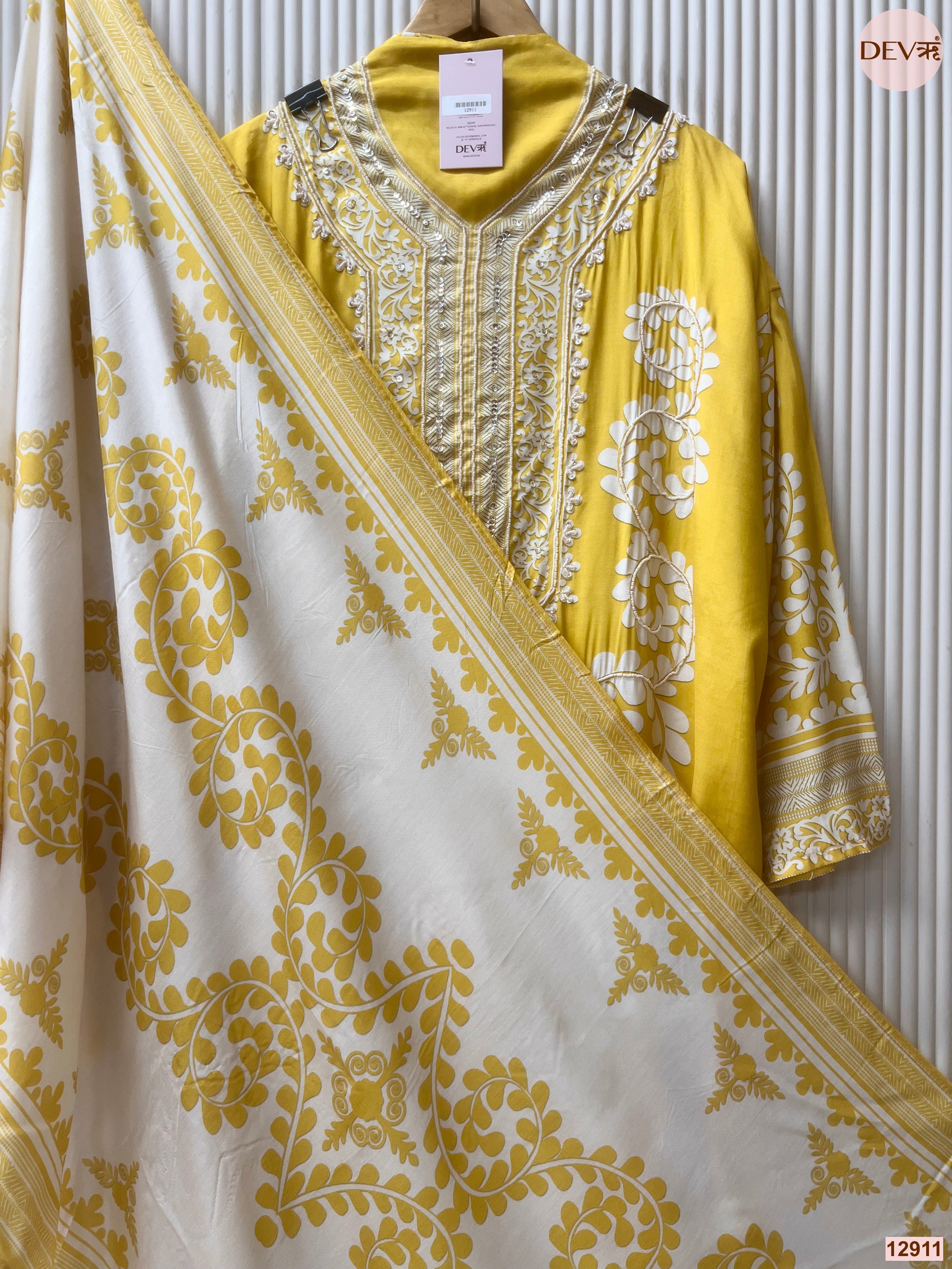 Yellow Muslin Printed Unstitched 3-Piece Suit (Devri – D.No 12911)