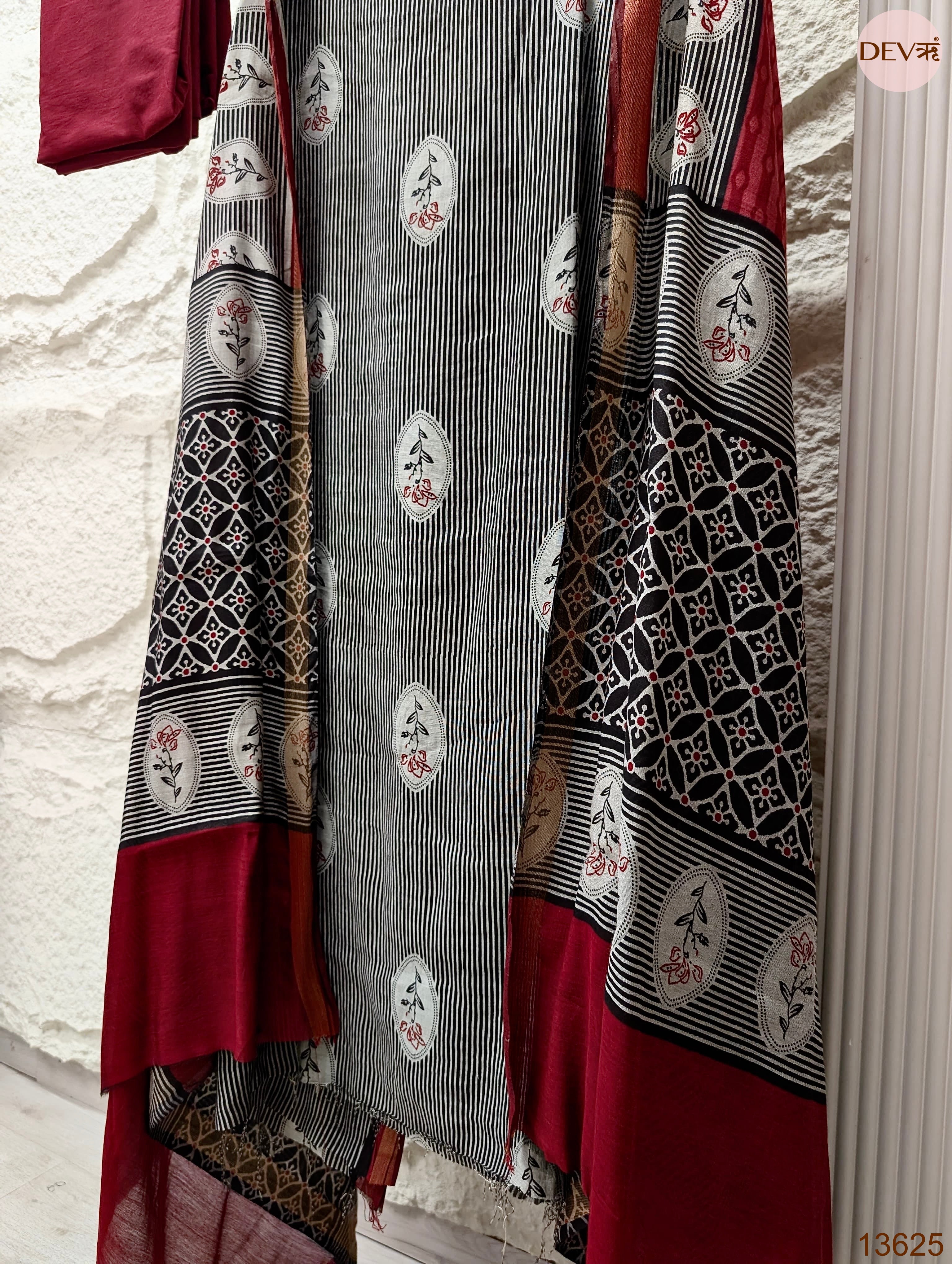 Black Maheshwari Silk Printed Unstitched 3-Piece Suit (Devri – D.No 13625)