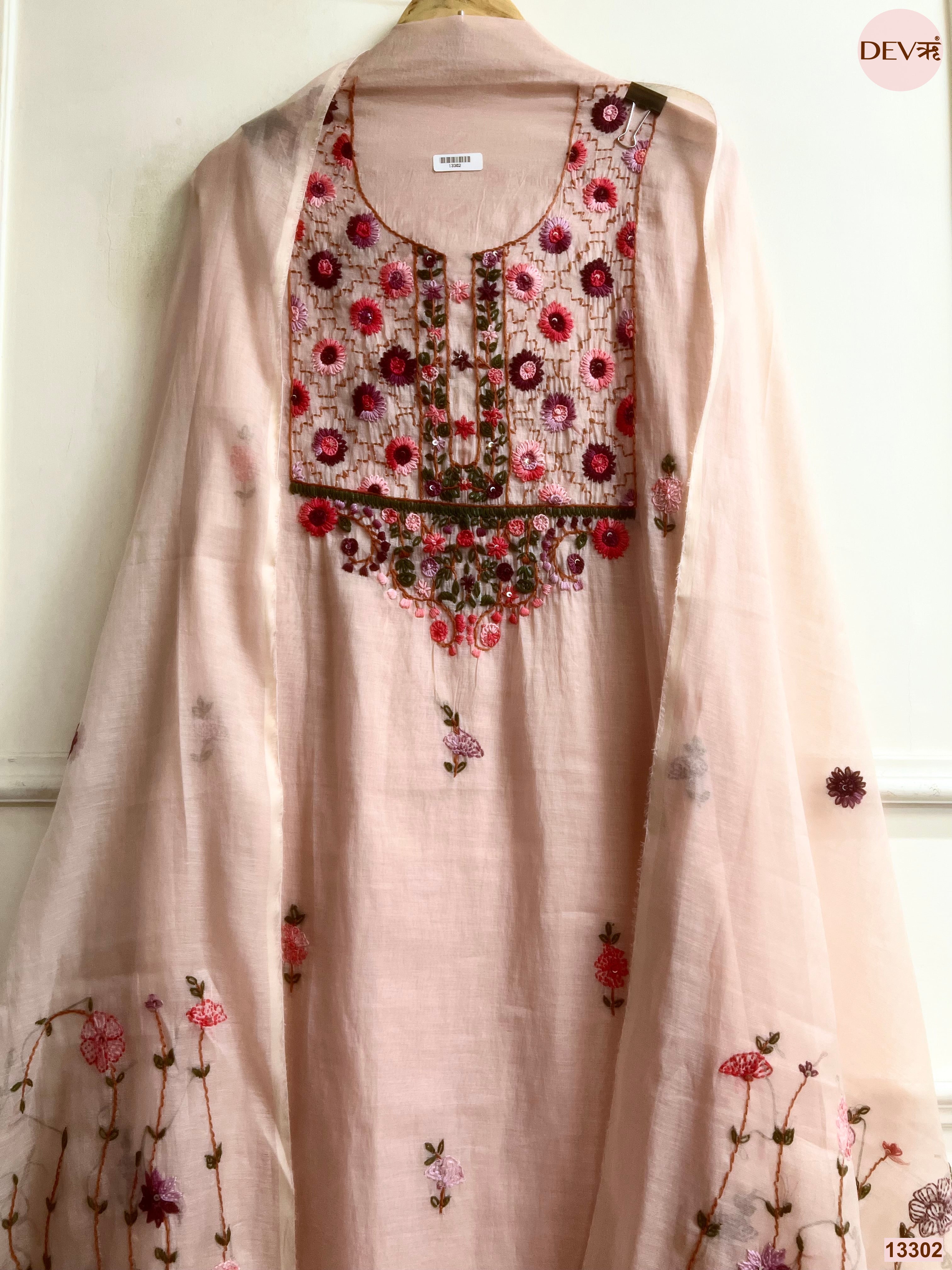 Peach Mul Chanderi Embroidered Unstitched 3-Piece Suit (Devri – D.No 13302)
