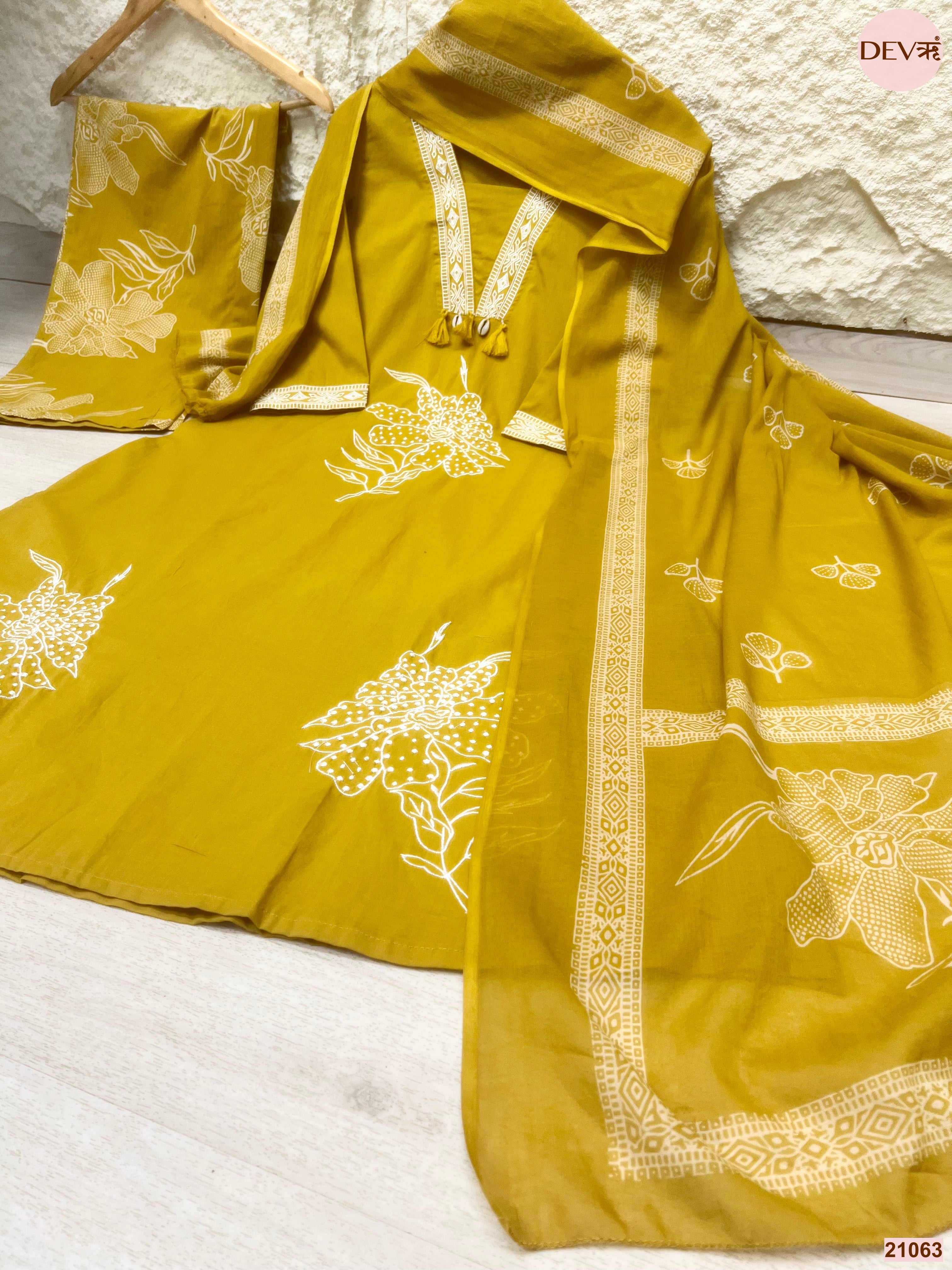 Gulnaar Cotton slub Printed Mustard 3-Piece Set (Devri – D.No 21063)