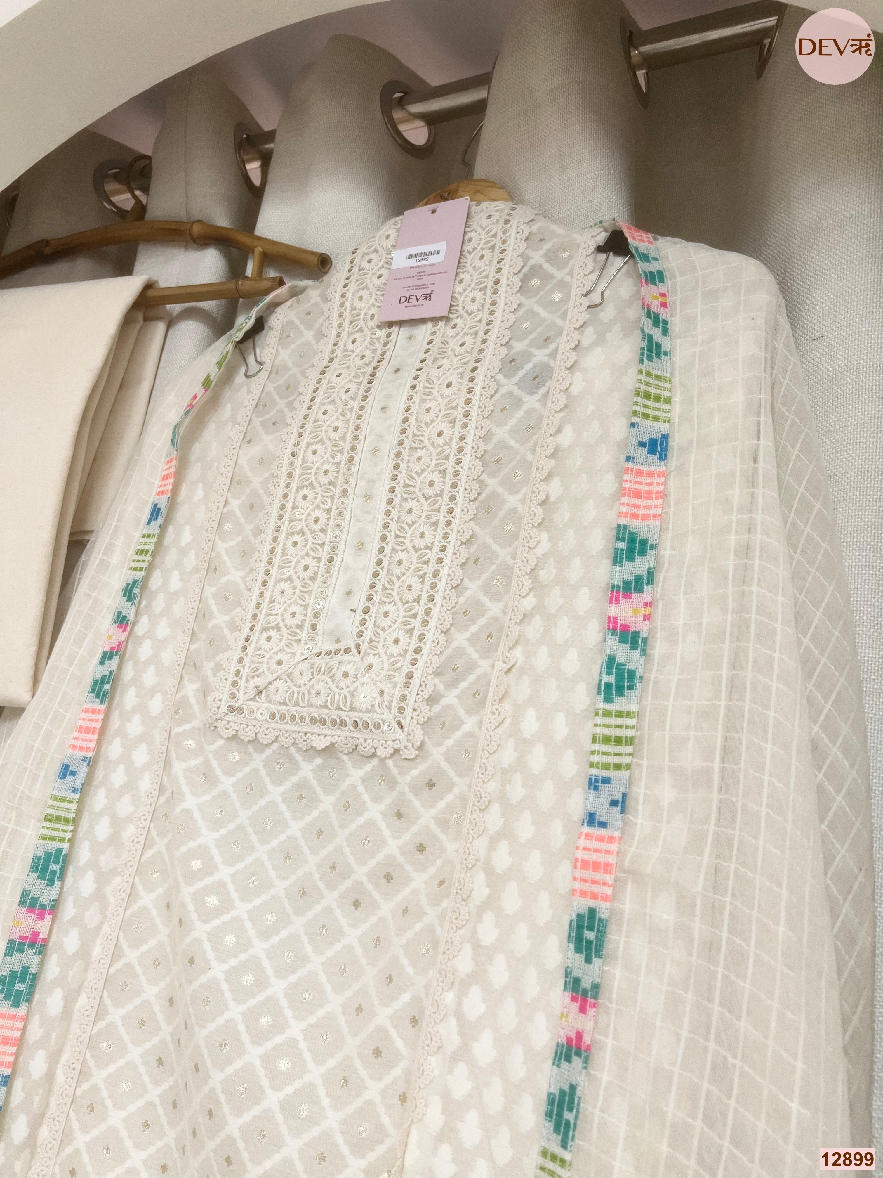 Off White Mul Chanderi Embroidered Unstitched 3-Piece Suit (Devri – D.No 12899)