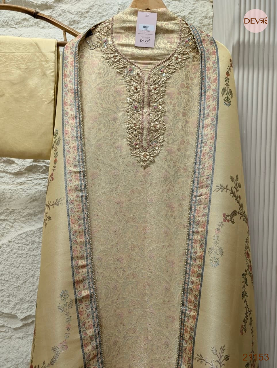 Cream Pure Banarasi Woven Silk Printed Unstitched 3-Piece Suit (Devri – D.No 21153)