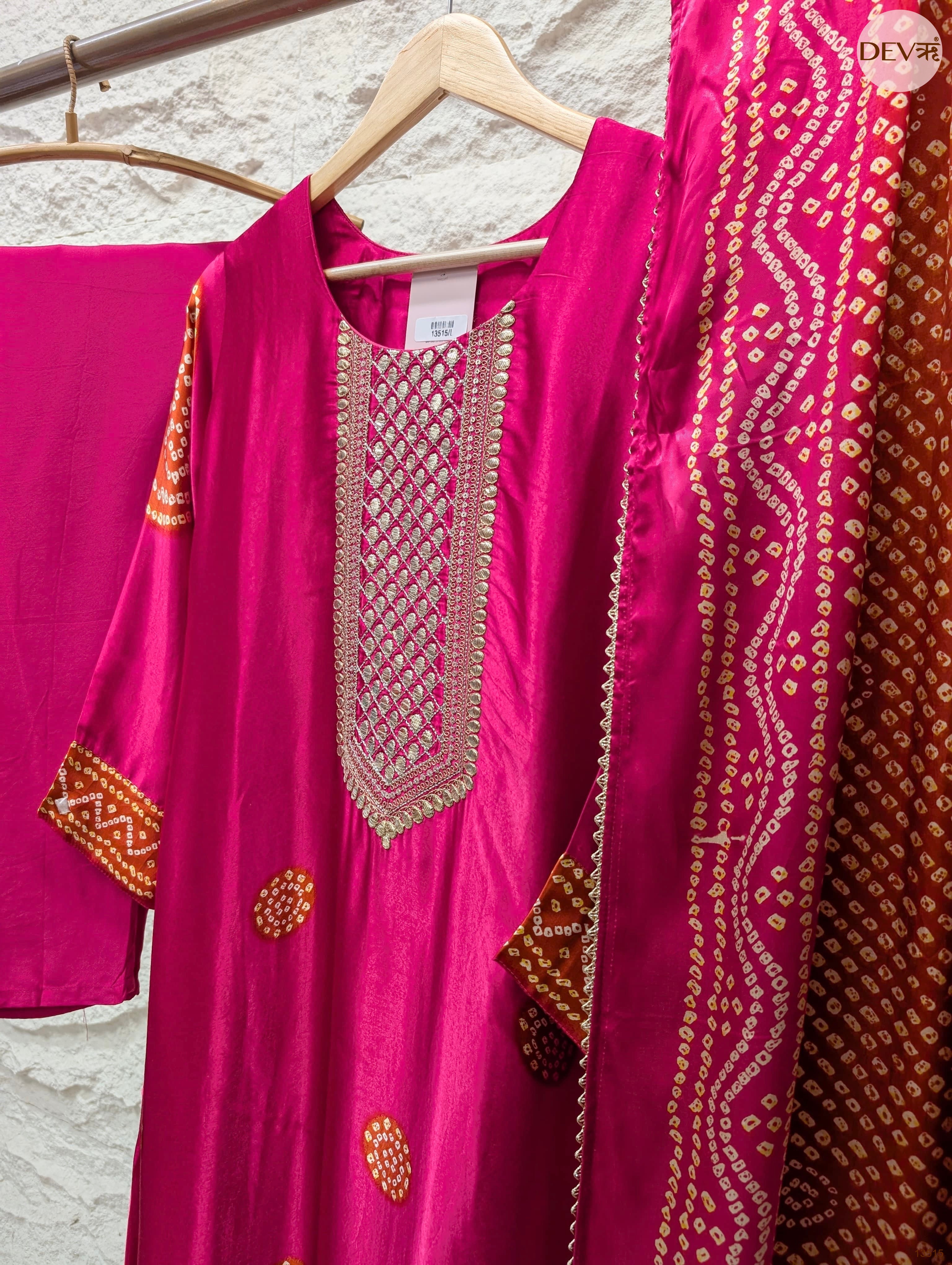 Gulnaar Gajji silk Embroidered Fuchsia 3-Piece Set (Devri – D.No 13515)