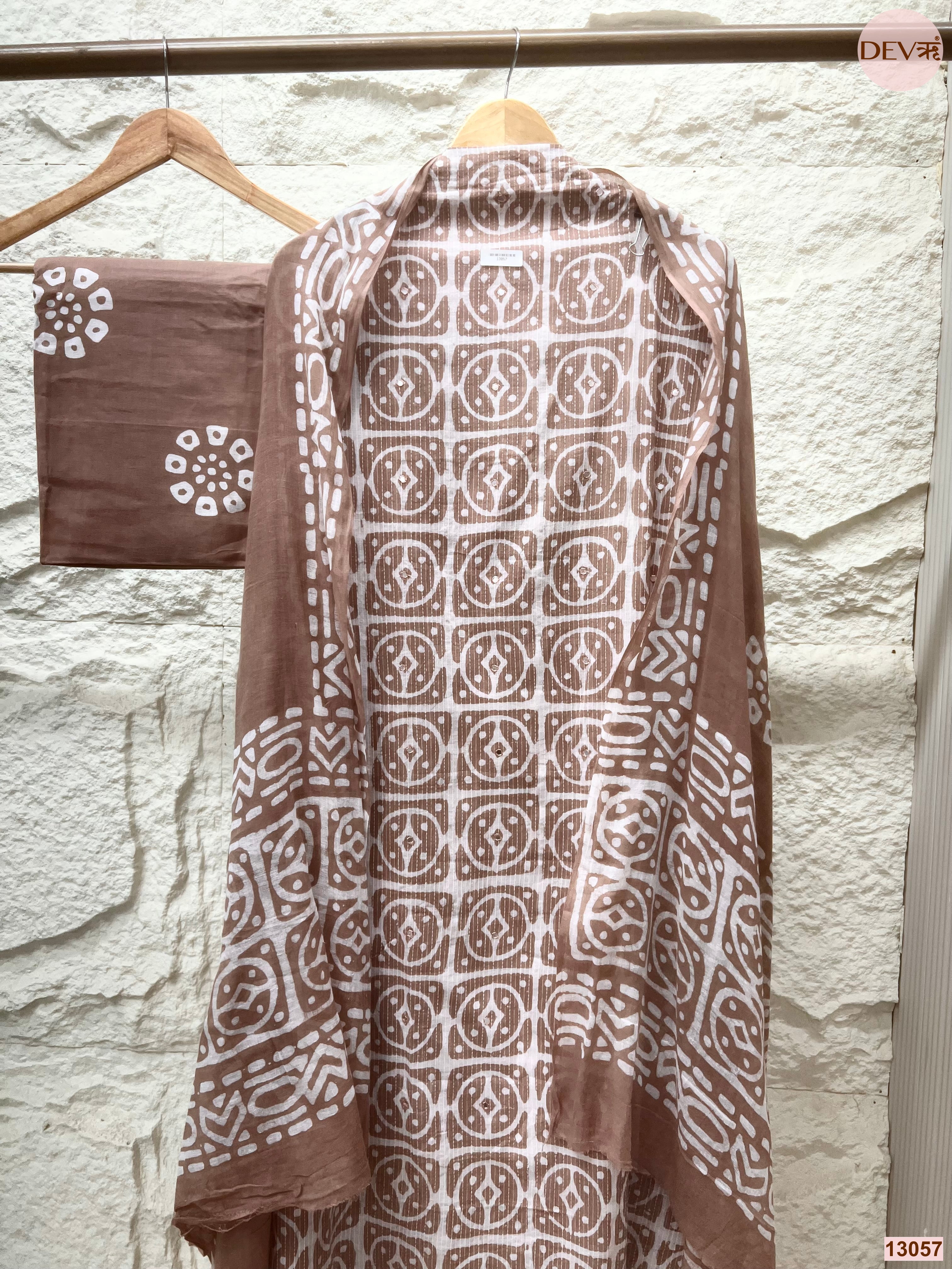 Brown Cotton Printed Unstitched 3-Piece Suit (Devri – D.No 13057)