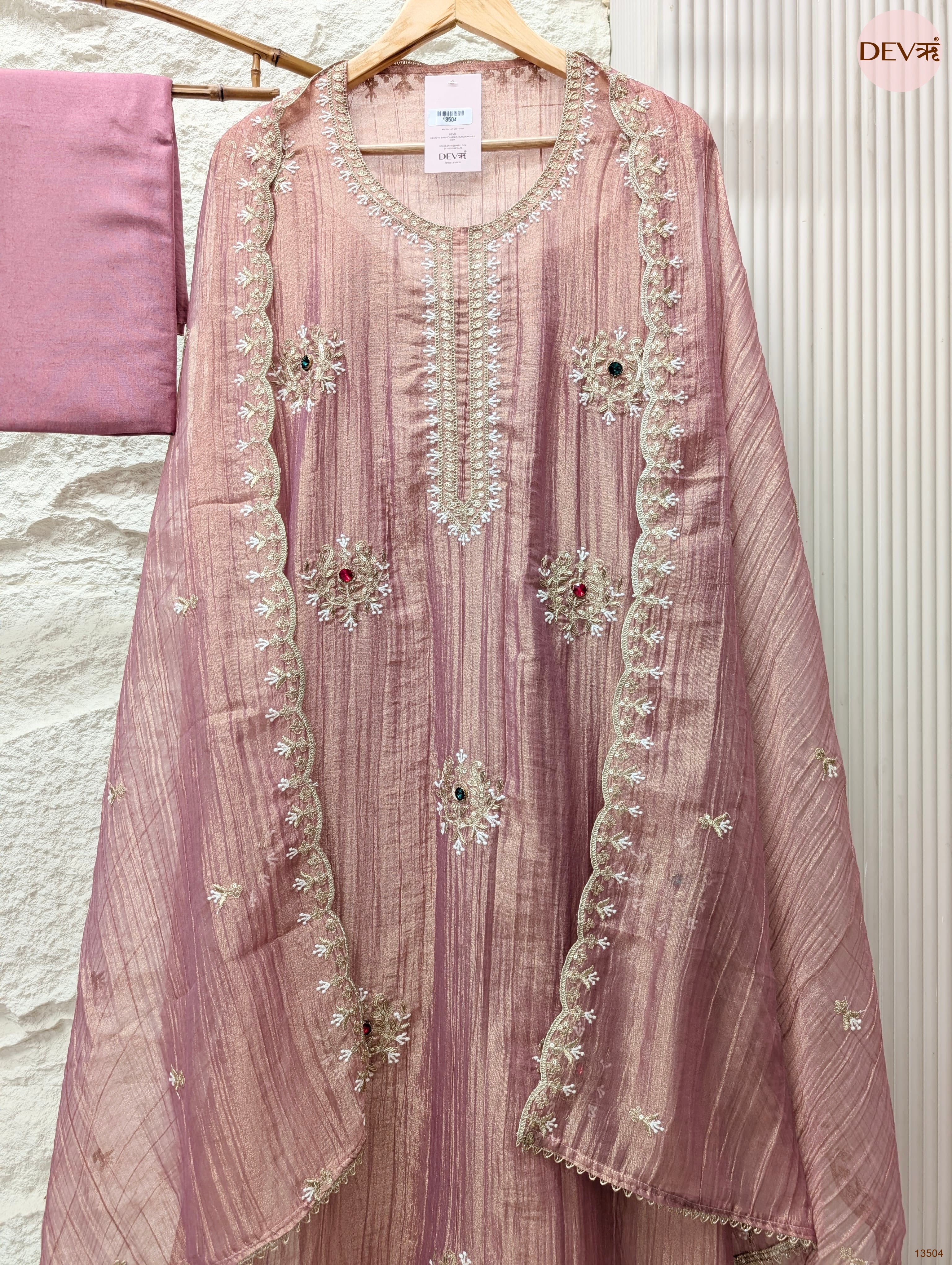 Pink Tissue Crush Silk Embroidered Unstitched 3-Piece Suit (Devri – D.No 13504)