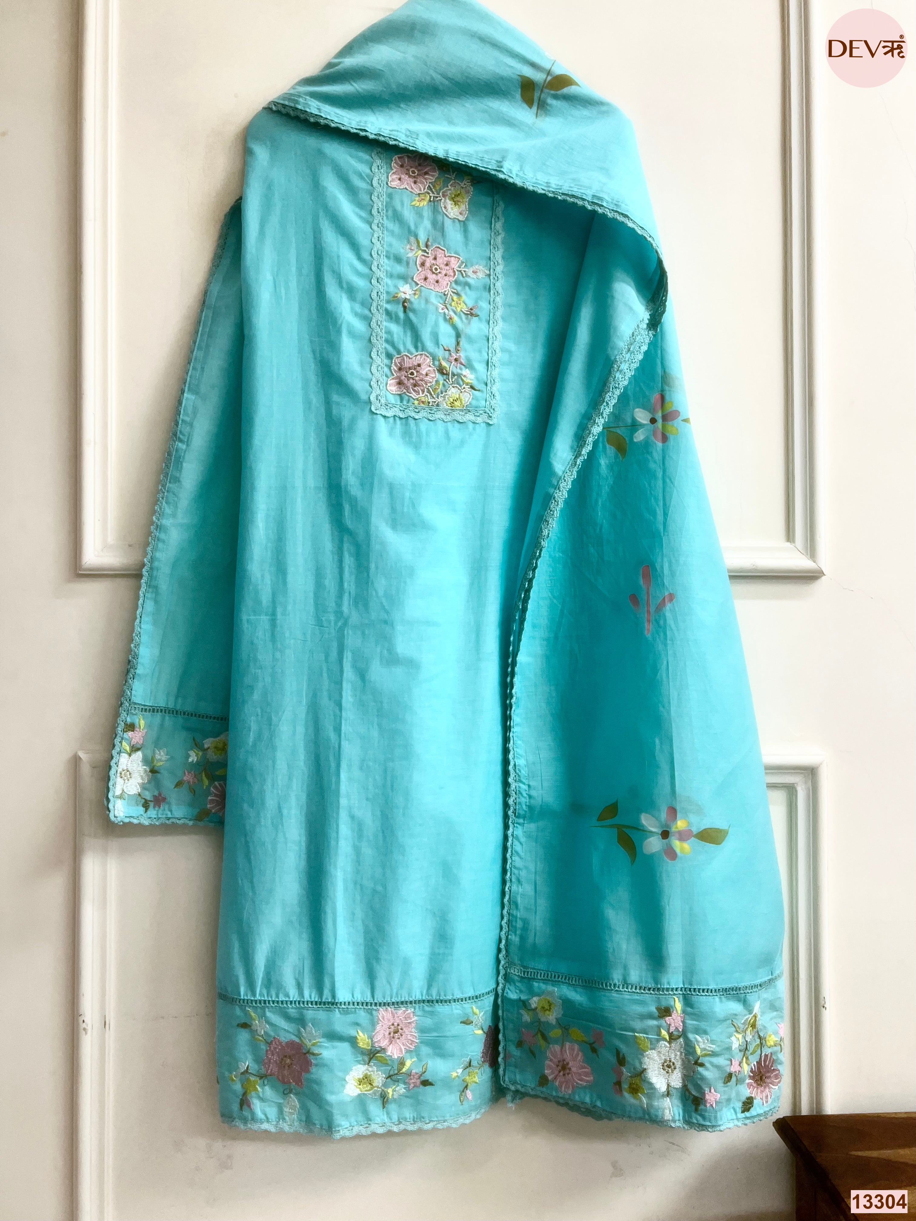Turquoise Mul Cotton Embroidered Unstitched 3-Piece Suit (Devri – D.No 13304)