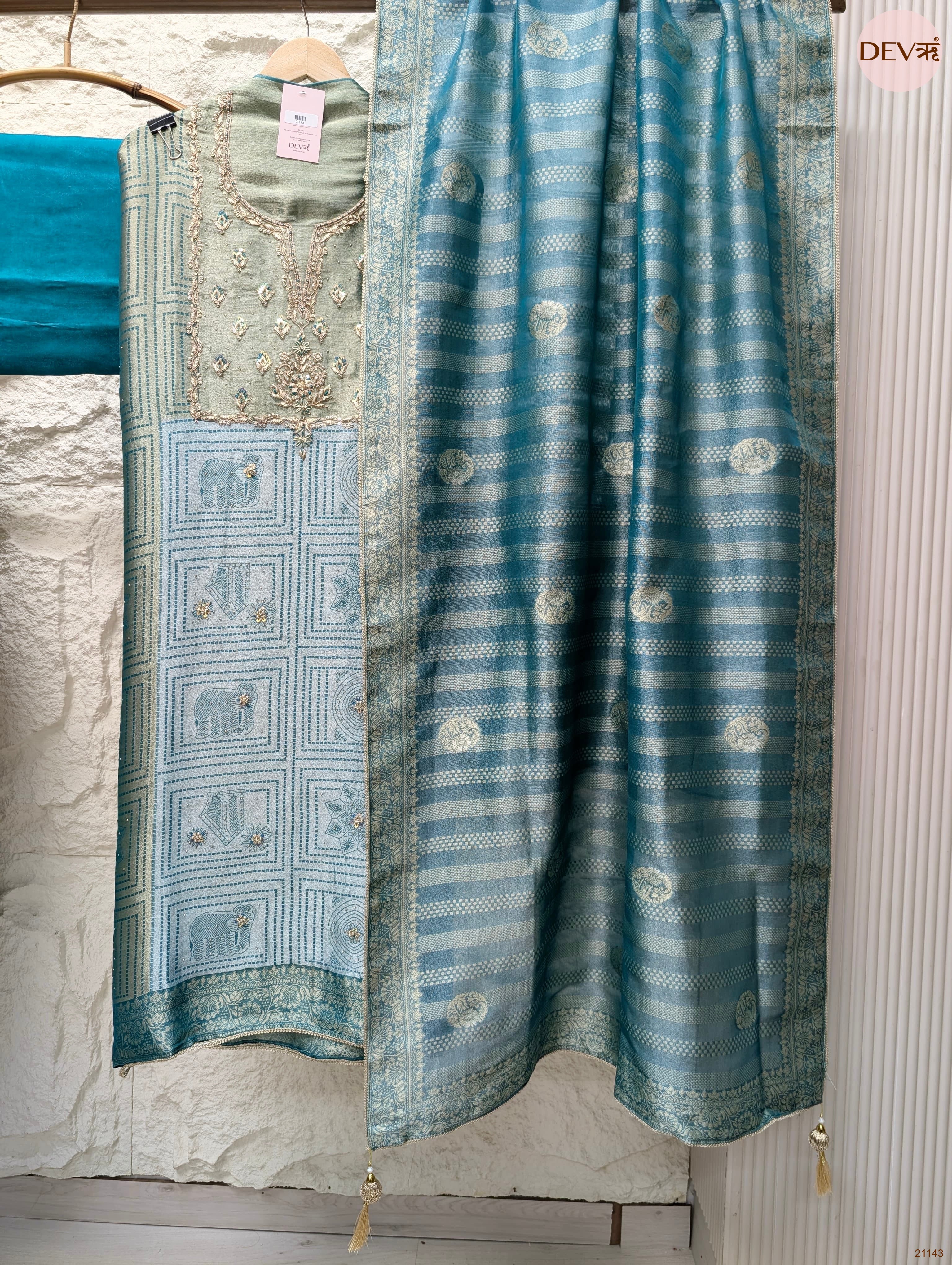Teal Pure Girafe Banarasi Silk Printed Unstitched 3-Piece Suit (Devri – D.No 21143)