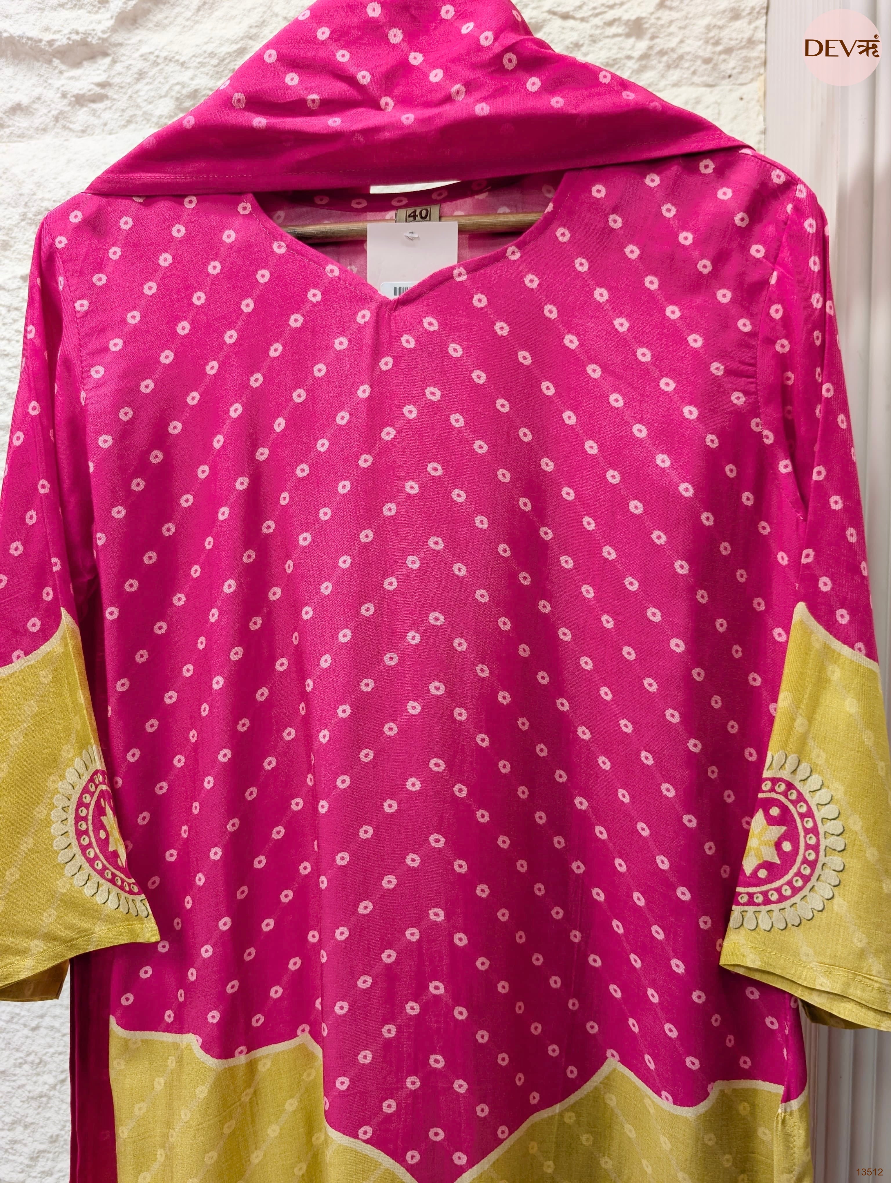 Gulnaar Pure muslin Printed Pink 3-Piece Set (Devri – D.No 13512)