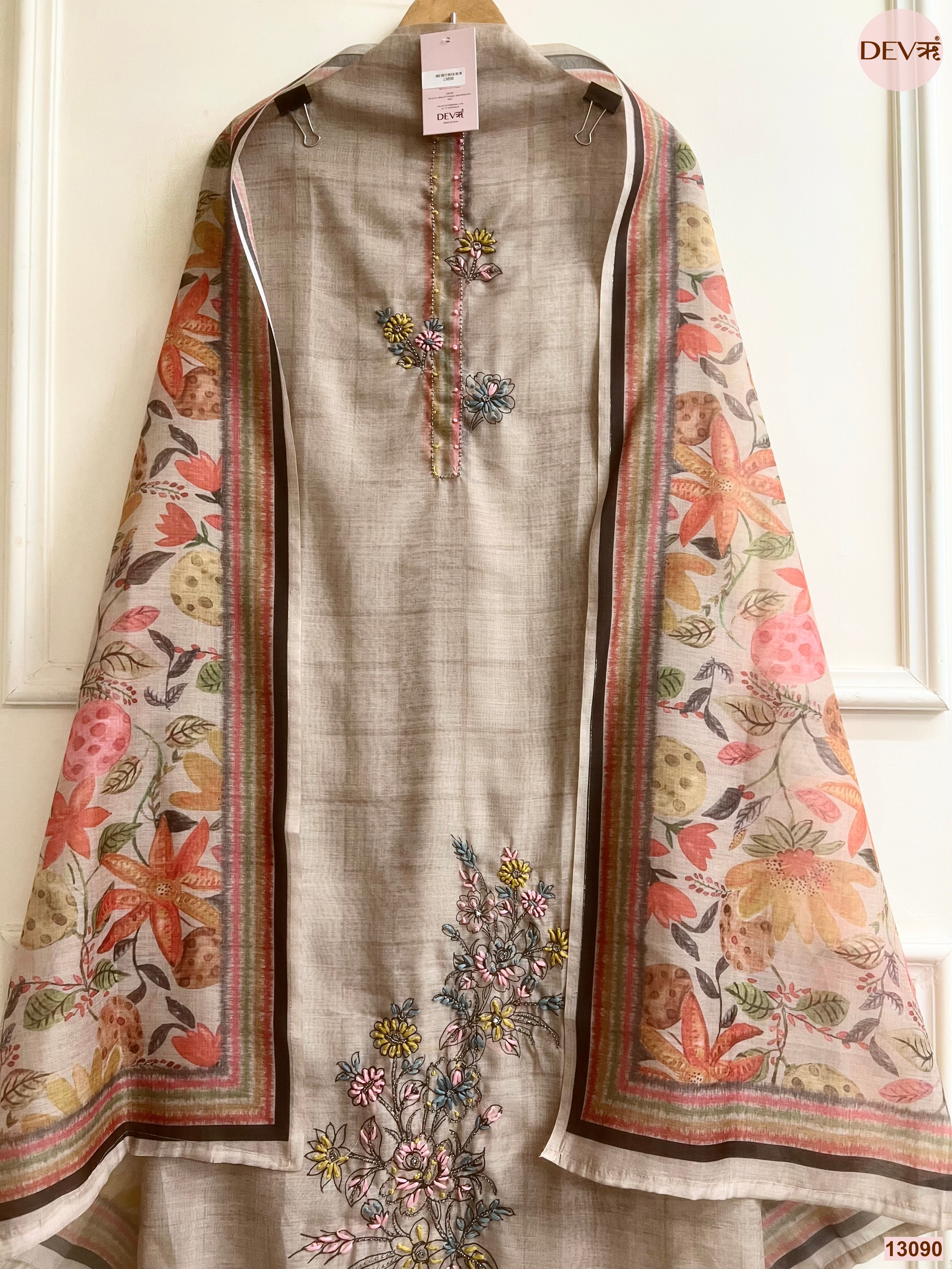 Grey Mul Chanderi Embroidered Unstitched 3-Piece Suit (Devri – D.No 13090)