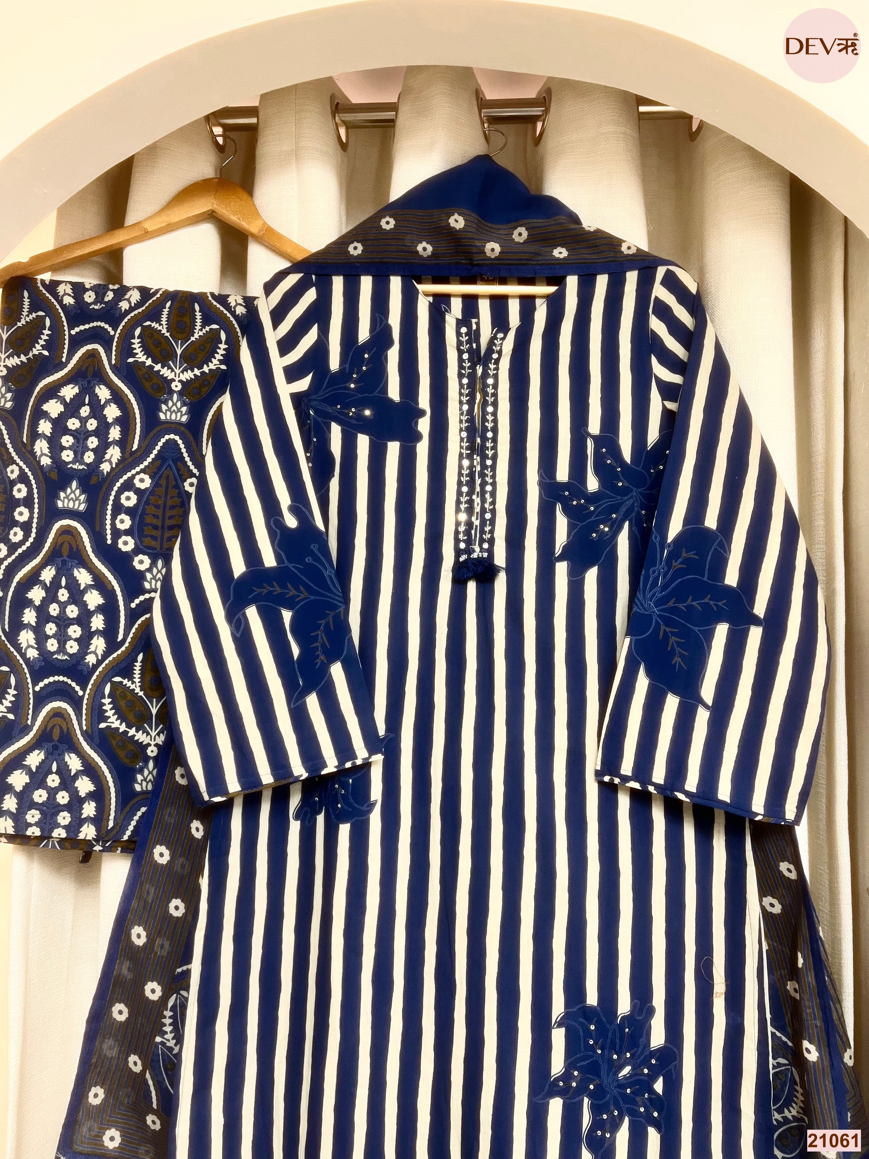 Neelambara Cotton Printed Blue 3-Piece Set (Devri – D.No 21061)